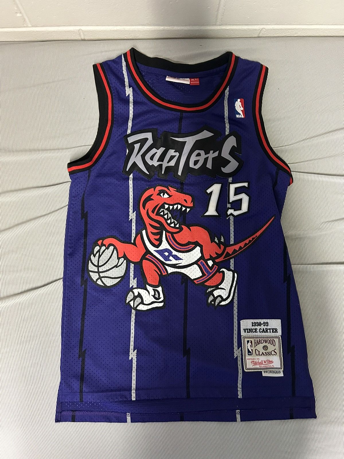 Mitchell & Ness Vince Carter Raptors Jersey Size US S / EU 44-46 / 1 - 1 Thumbnail