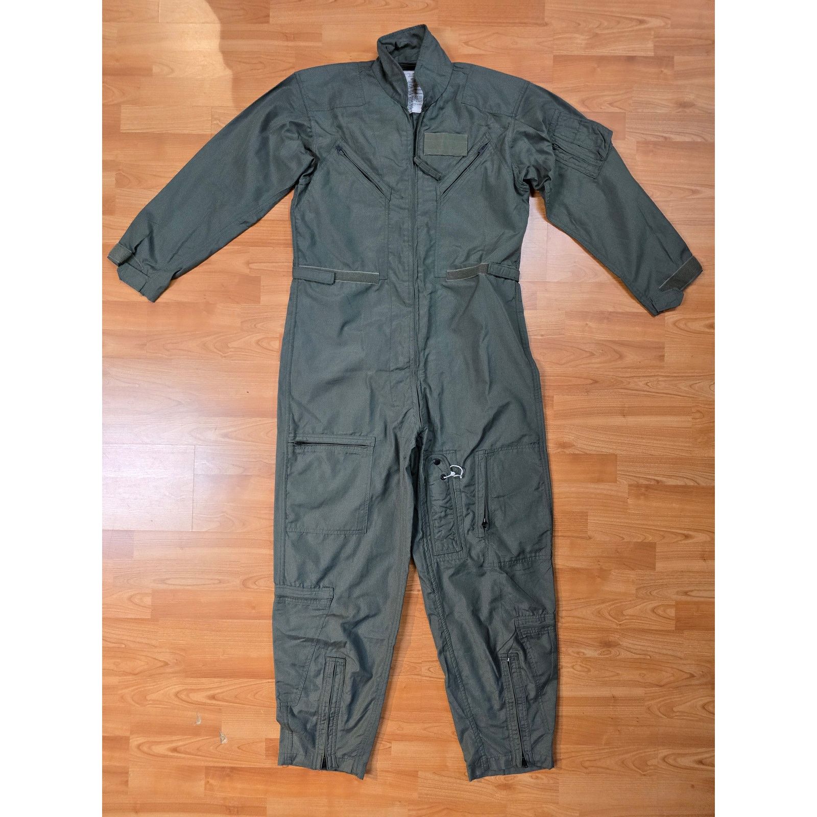 Vintage 1983 USAF Flyers Coveralls Summer FR Scovill Zipper 46L Size US L / EU 52-54 / 3 - 1 Thumbnail