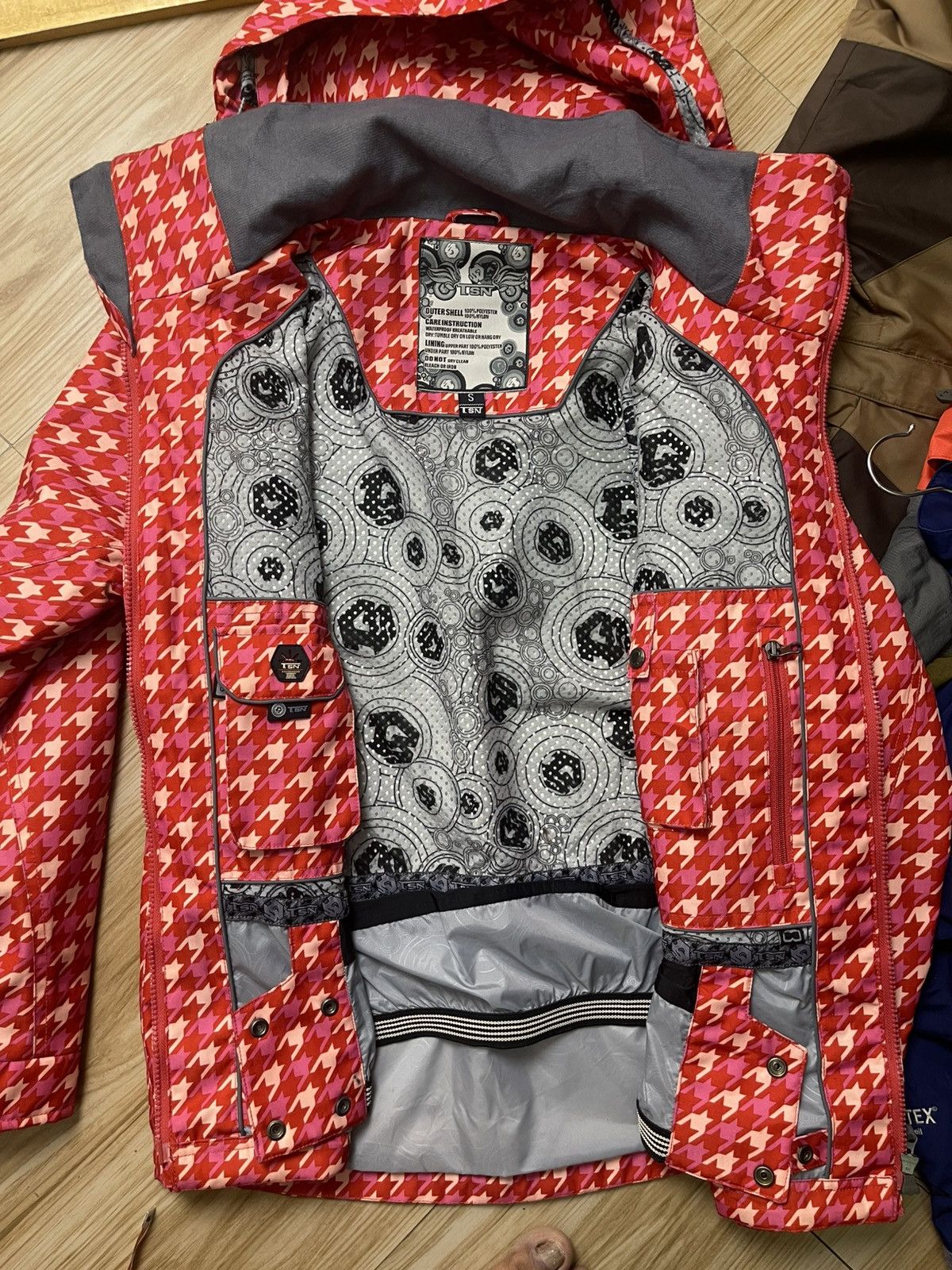 Other TSN Ski Hardshell JACKET Parka Size US XL / EU 56 / 4 - 3 Thumbnail