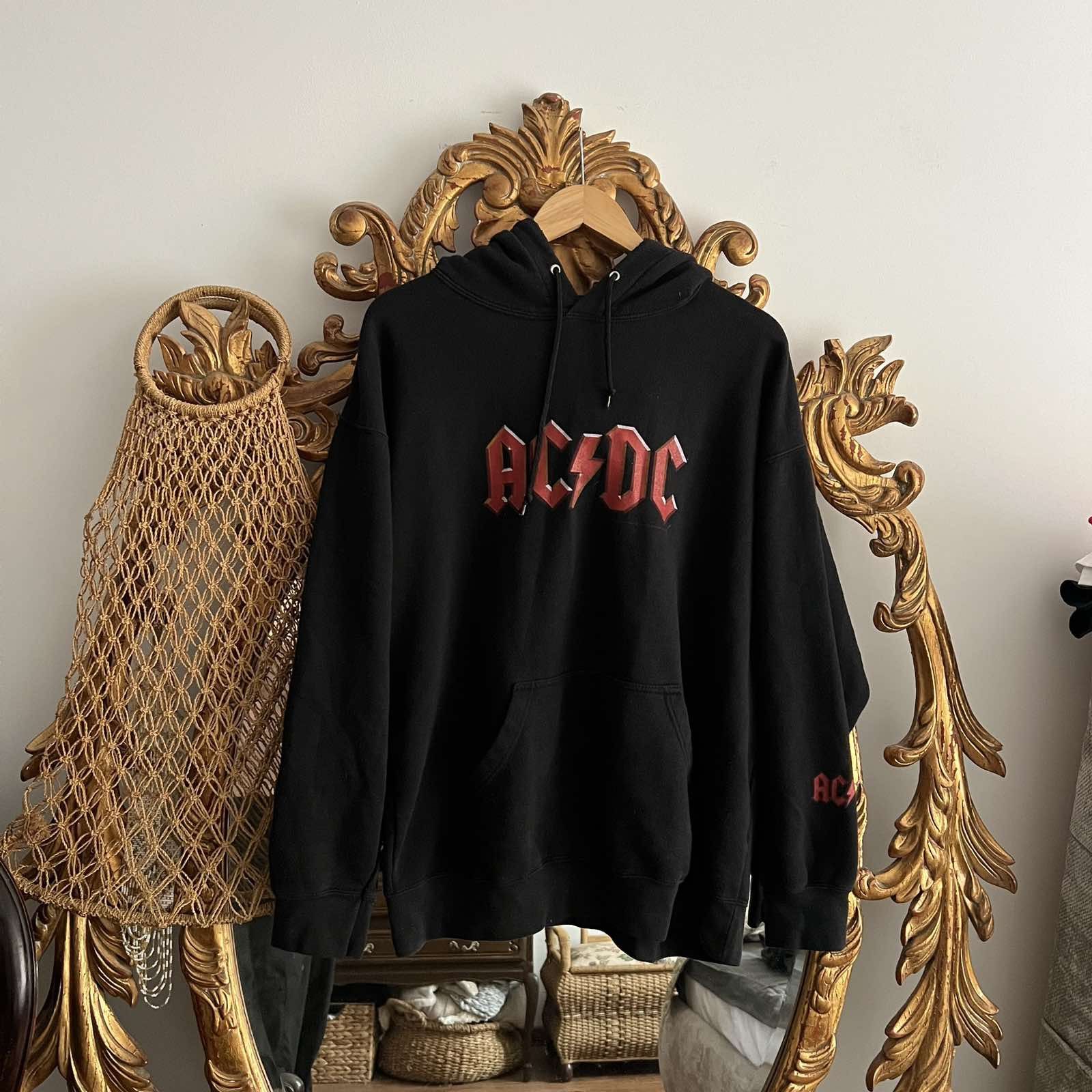 AC/DC × Band Tees × Vintage Vintage ACDC 2003 licensed hoodie Sz L Size US L / EU 52-54 / 3 - 1 Thumbnail