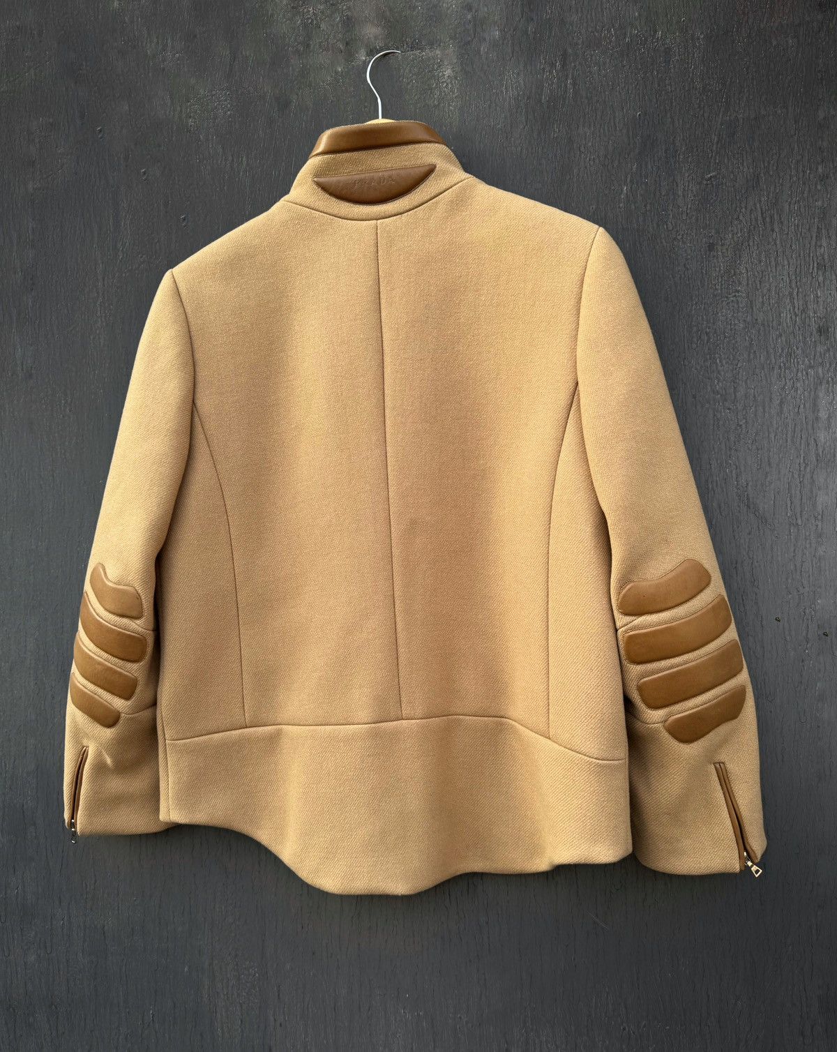 Prada Prada Vintage AW99 Camel Wool Jacket size 44 Size M / US 6-8 / IT 42-44 - 8 Thumbnail