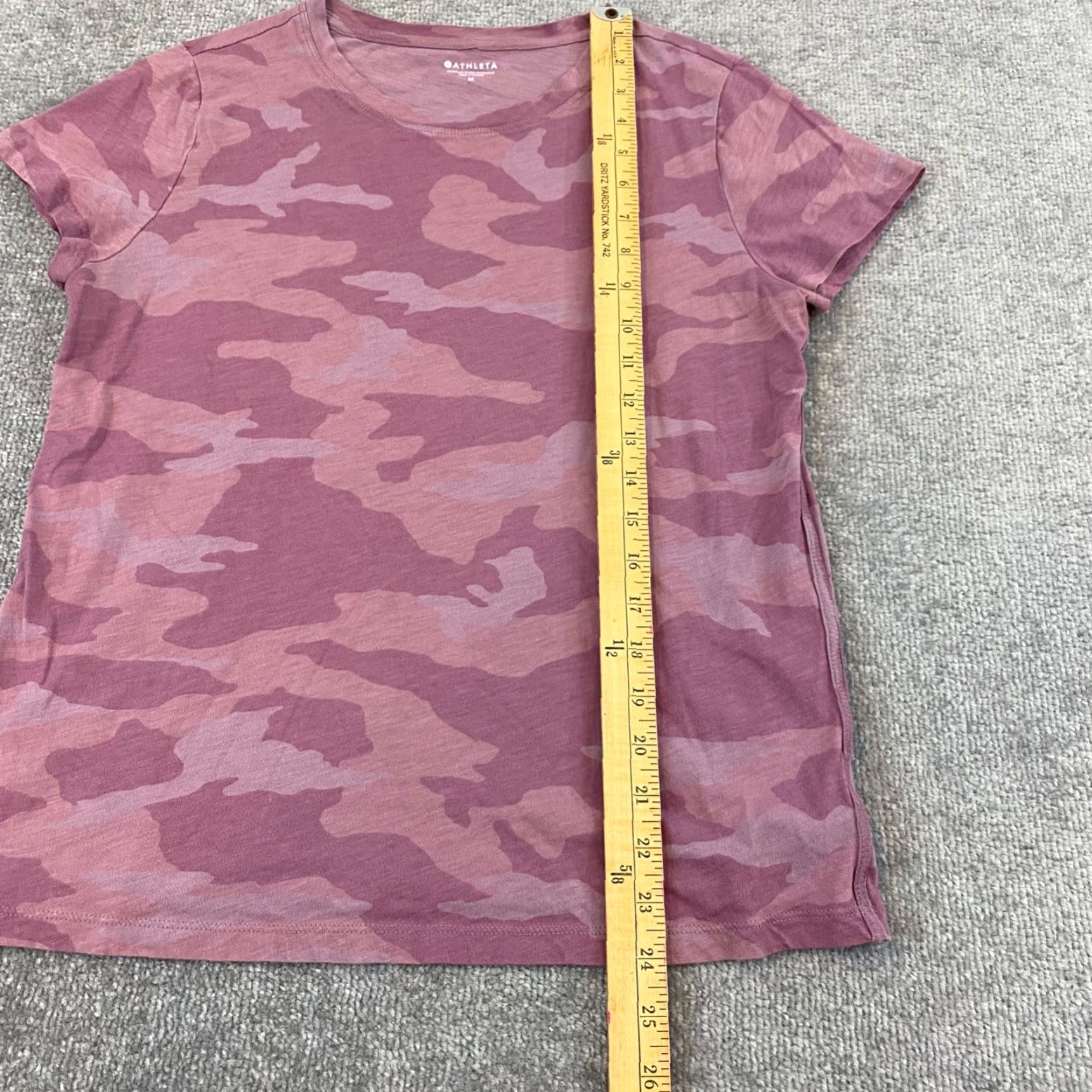 Athleta Athleta Shirt Top Womens M Pink Camouflage Daily Tee Crew Short Sleeve Organic Size M / US 6-8 / IT 42-44 - 3 Thumbnail