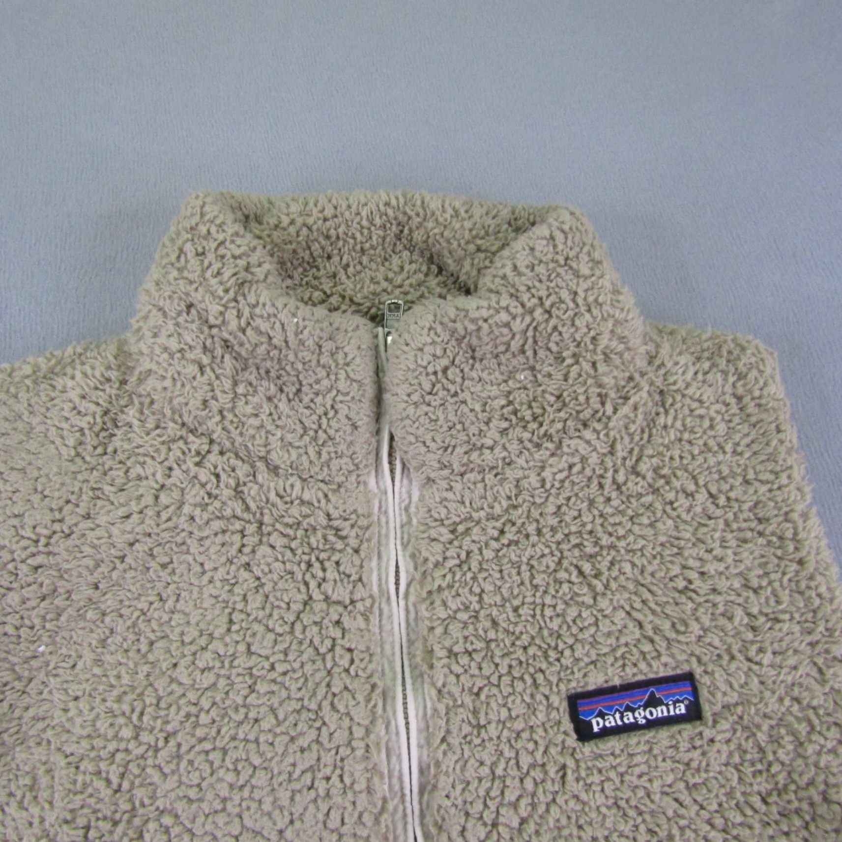 Patagonia VINTAGE Patagonia Vest Womens L Tan Los Gatos Fleece Deep Pile Sherpa Full Zip Up Size L / US 10 / IT 46 - 2 Thumbnail