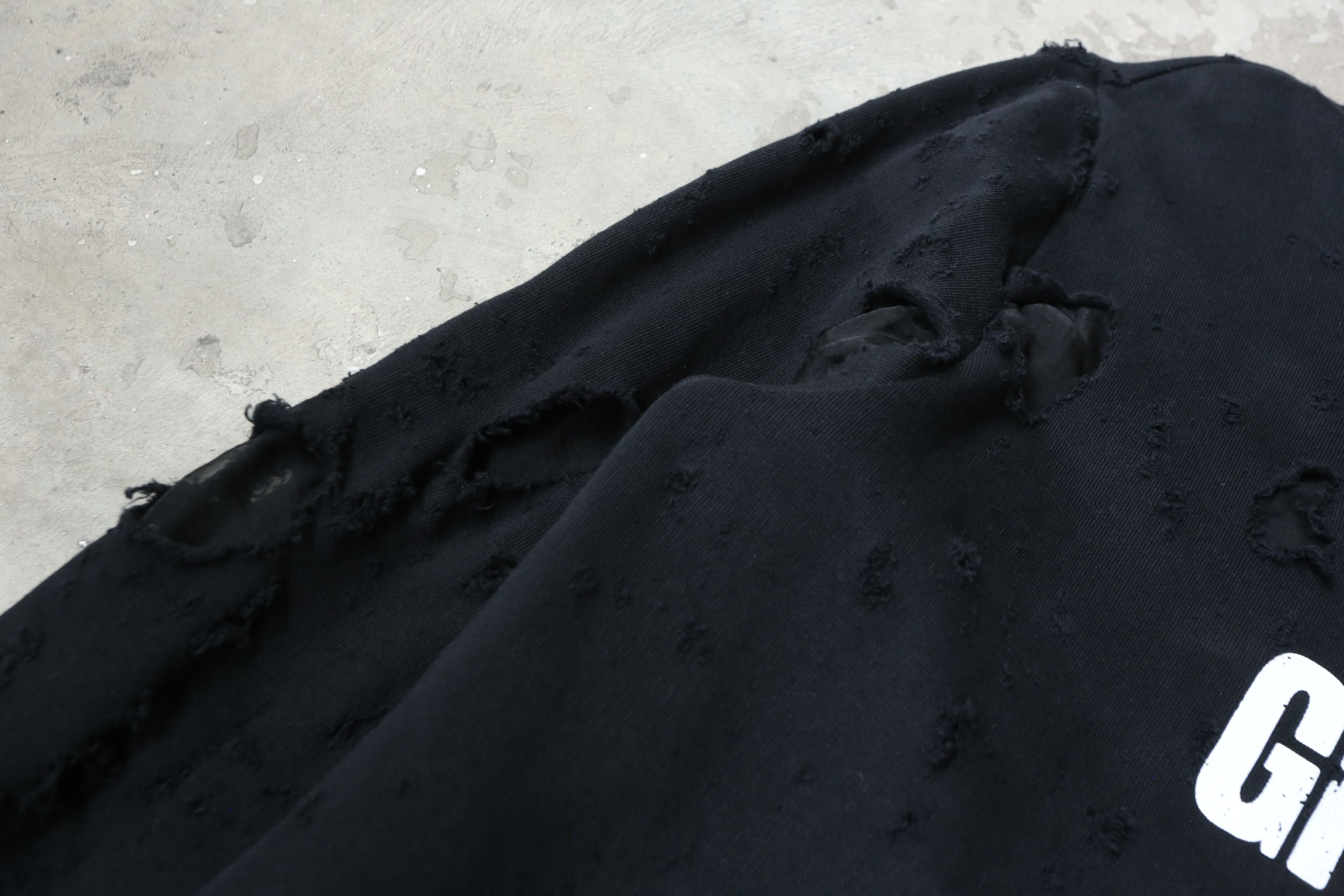 Givenchy Givenchy - Riccardo Tisci - F/W 15 - Destroyed Hoodie Size US L / EU 52-54 / 3 - 9 Thumbnail
