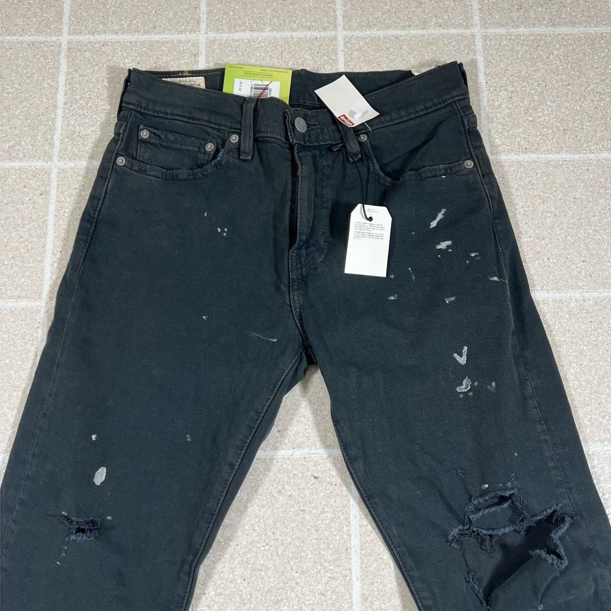 Levi's Levi's Men's 512 PREMIUM BIG E SLIM 29x32 Black Distressed Size US 29 - 2 Thumbnail