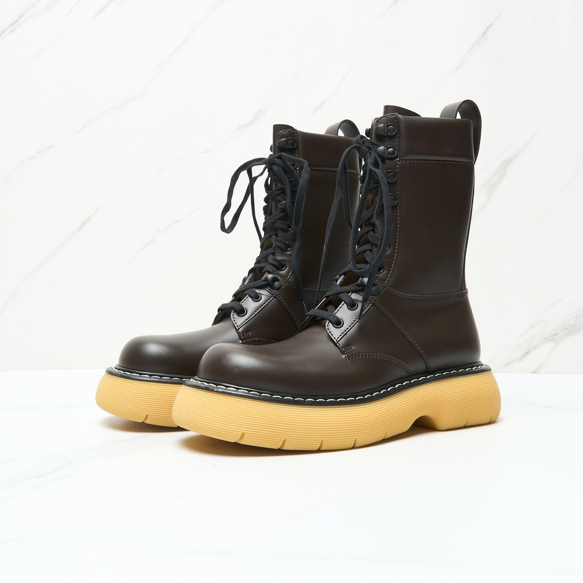 Bottega Veneta Bottega Veneta Men's Classic Martin Boots Size US 7 / EU 40 - 2 Thumbnail