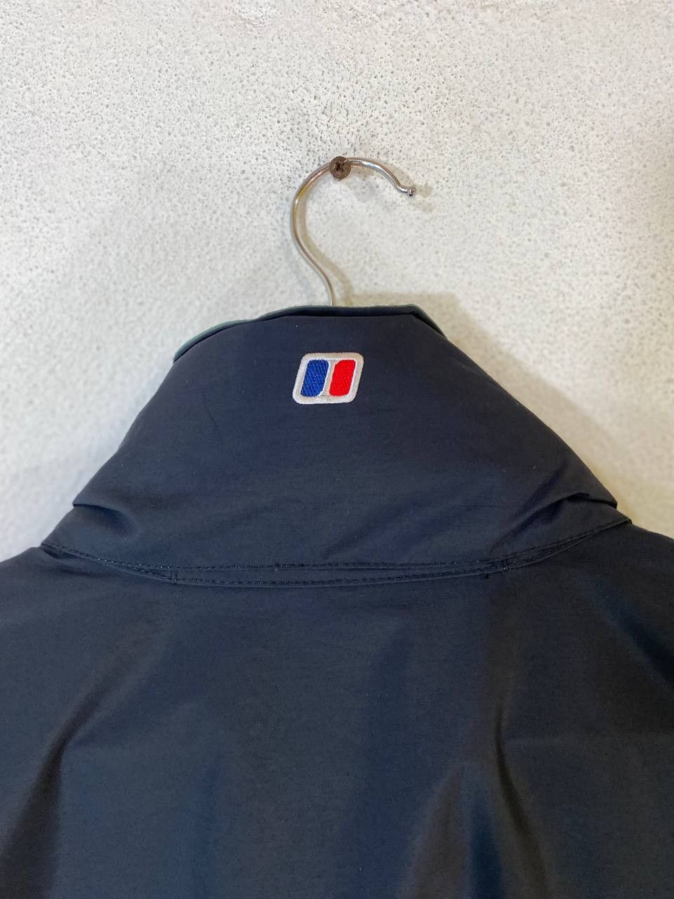 Berghaus berghaus aq2 aquafoil goretex jacket nice design Size US M / EU 48-50 / 2 - 12 Thumbnail