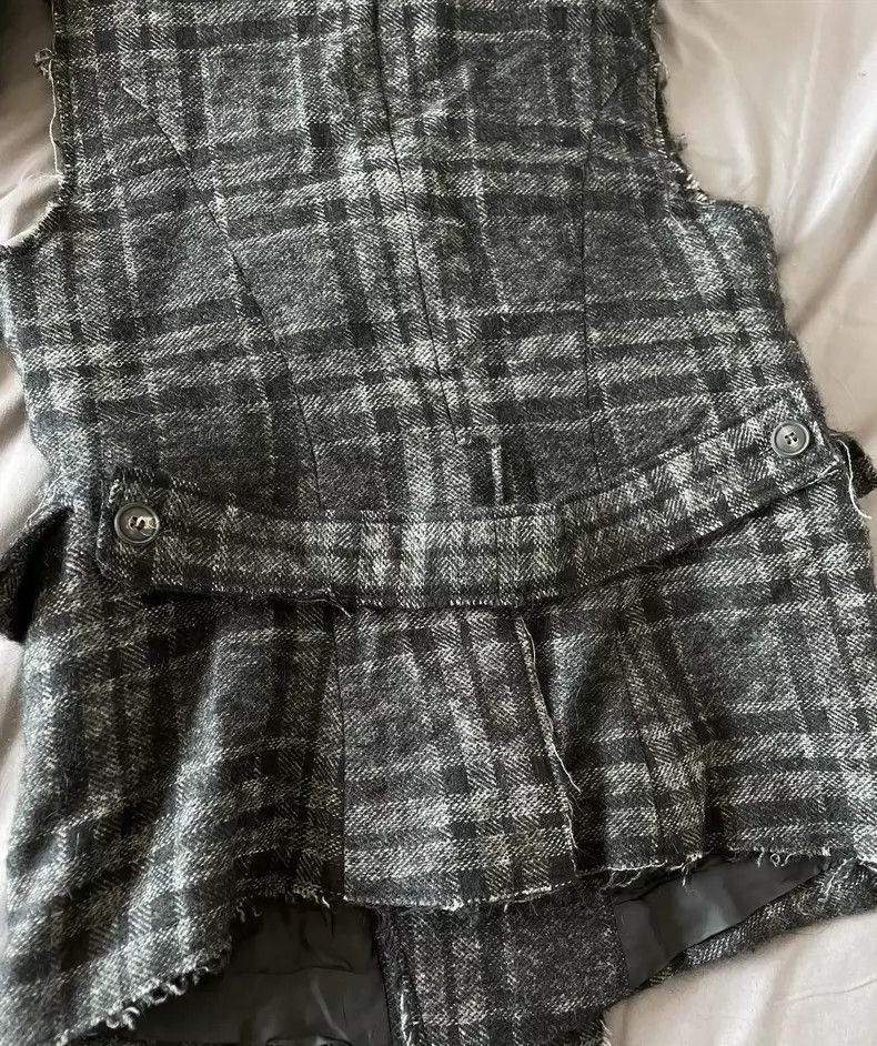 Song For The Mute Song For The Mute wool striped vest Size US M / EU 48-50 / 2 - 4 Thumbnail