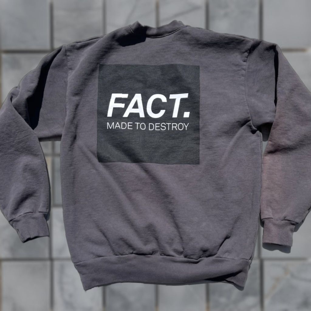 Vintage FACT Men's Sweatshirt Gray Spell-Out M Streetwear Distress Heavy Modern Destroy Shirt Size US M / EU 48-50 / 2 - 1 Thumbnail