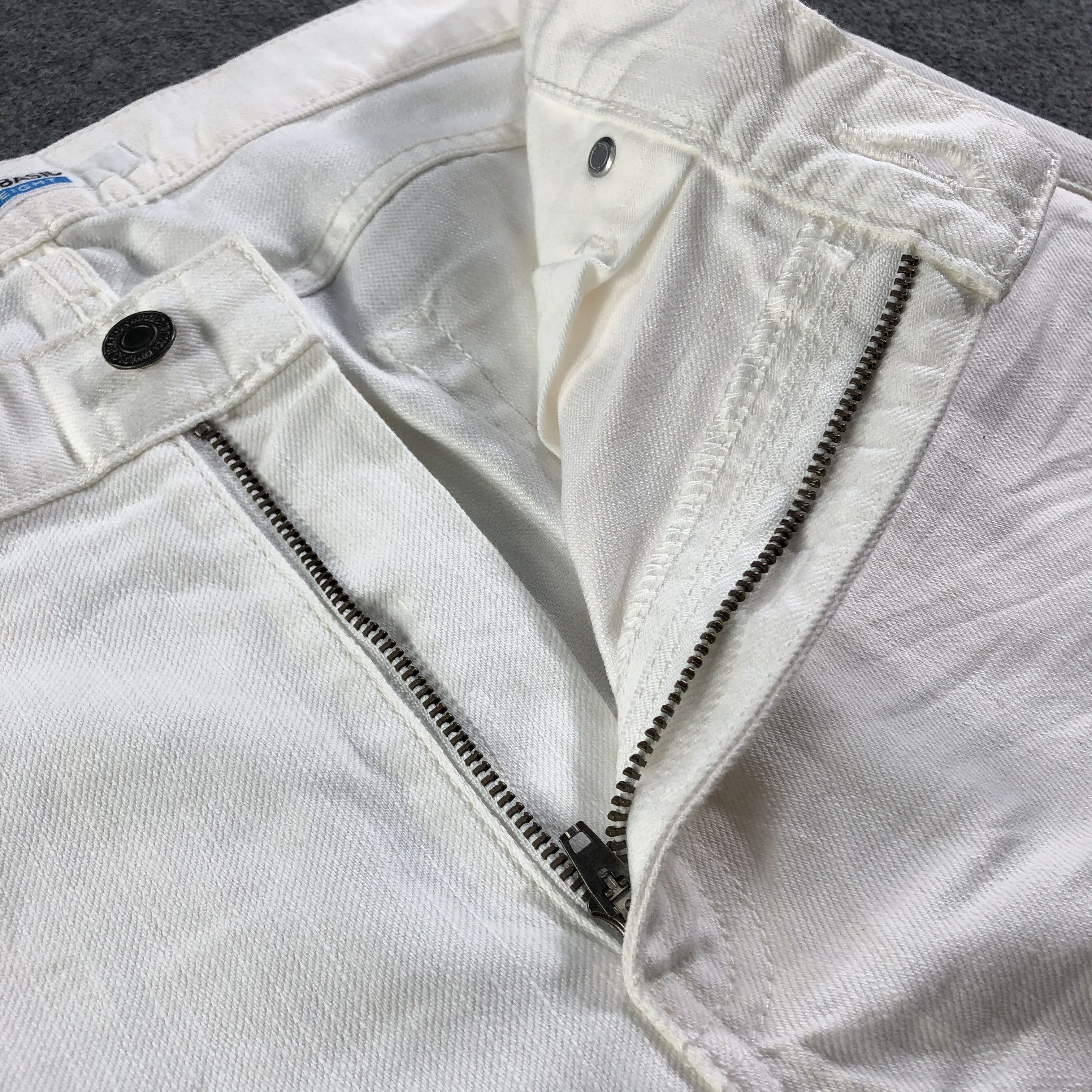 Japanese Brand Uniqlo Jeans White Denim -J2776 Size US 34 / EU 50 - 6 Thumbnail