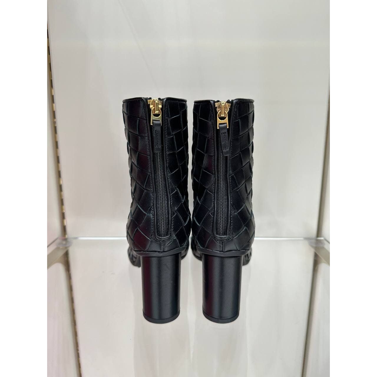 Bottega Veneta Bottega Veneta Intrecciato Black Leather Ankle Boots Sz.36 Size US 6 / IT 36 - 3 Thumbnail