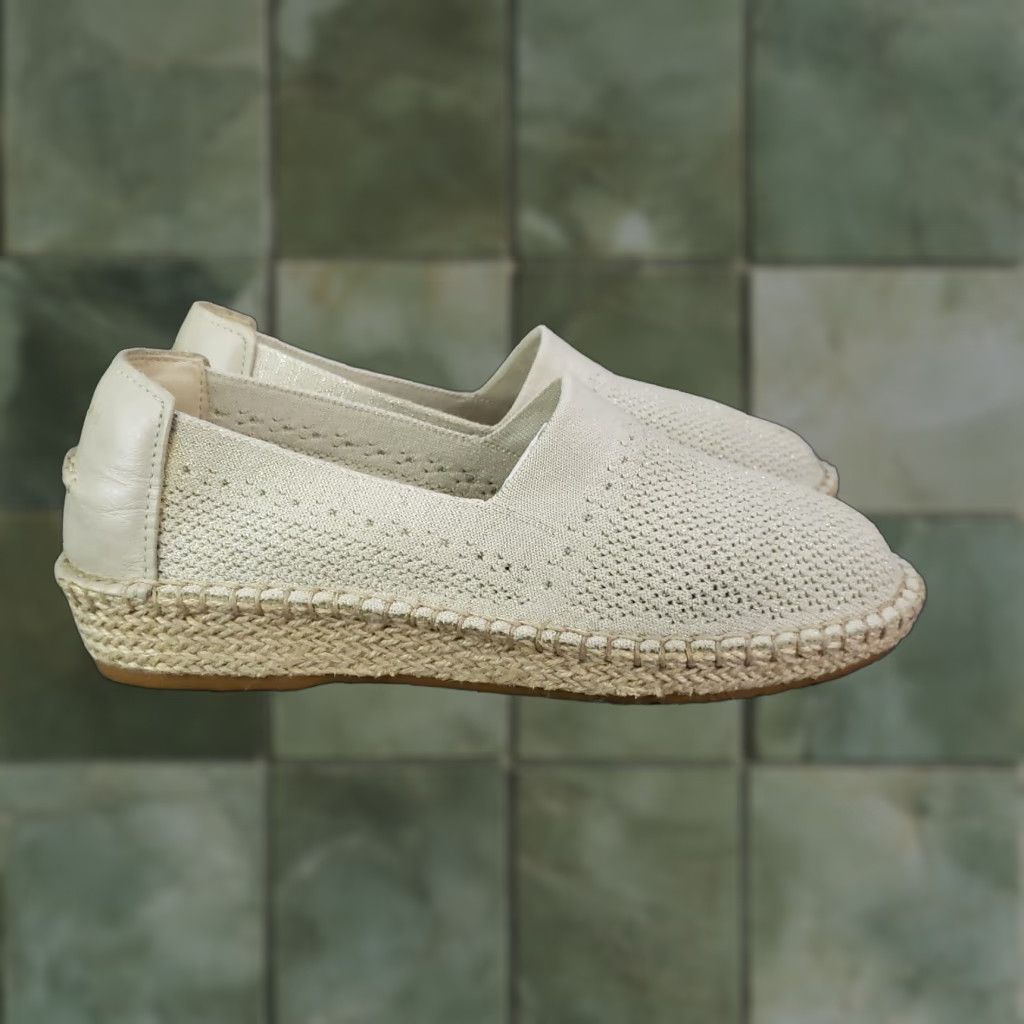 Cole Haan Cole Haan Cloudfeel Loafer Women's 8B Beige Slip On Espadrille W14239 Size US 8 / IT 38 - 1 Thumbnail