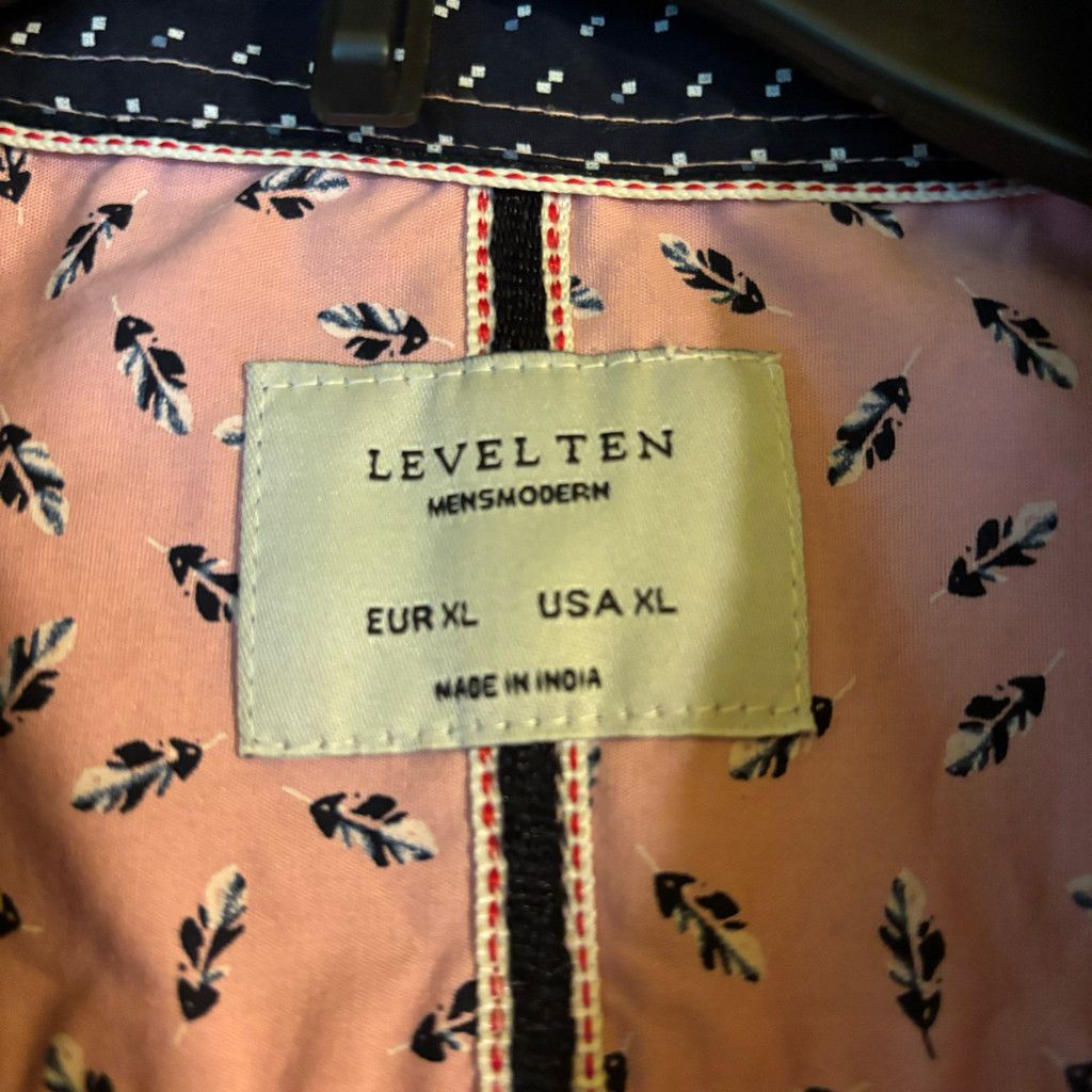 The Unbranded Brand Level Ten Mens Shortsleeve Shirt Size US XL / EU 56 / 4 - 5 Thumbnail