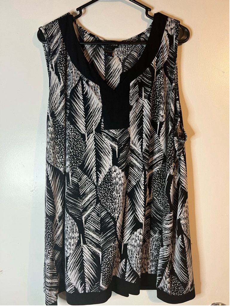 Other Women's Lane Bryant Tank Top Size 26/28W Black and White Size 4XL / US 24-26 - 1 Thumbnail