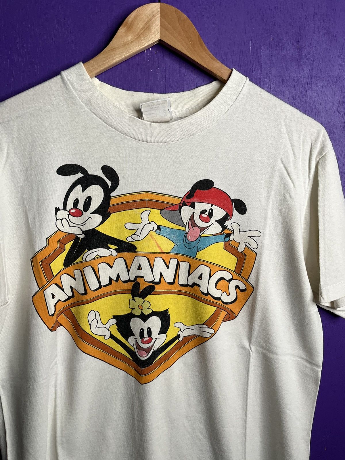 Vintage Vintage 90s Animaniacs shield logo cartoon t-shirt Size US M / EU 48-50 / 2 - 3 Thumbnail