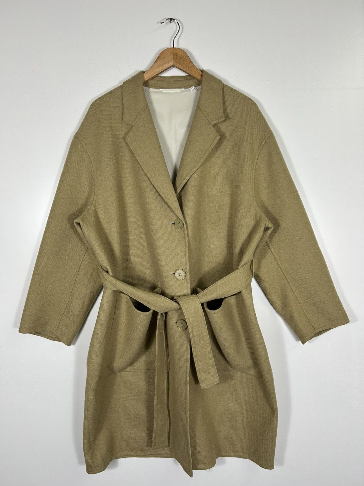 Lemaire × Uniqlo Christophe Lemaire x Uniqlo Oversized Belted Coat Size US L / EU 52-54 / 3 - 1 Thumbnail