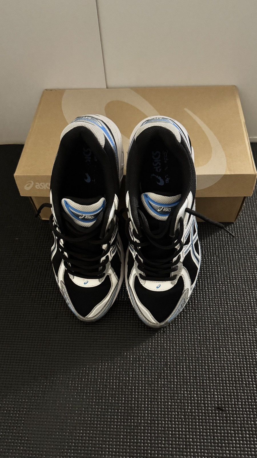 Asics ASICS GT-2169 Black Pure Silver Bright Blue Size US 11 / EU 44 - 3 Thumbnail