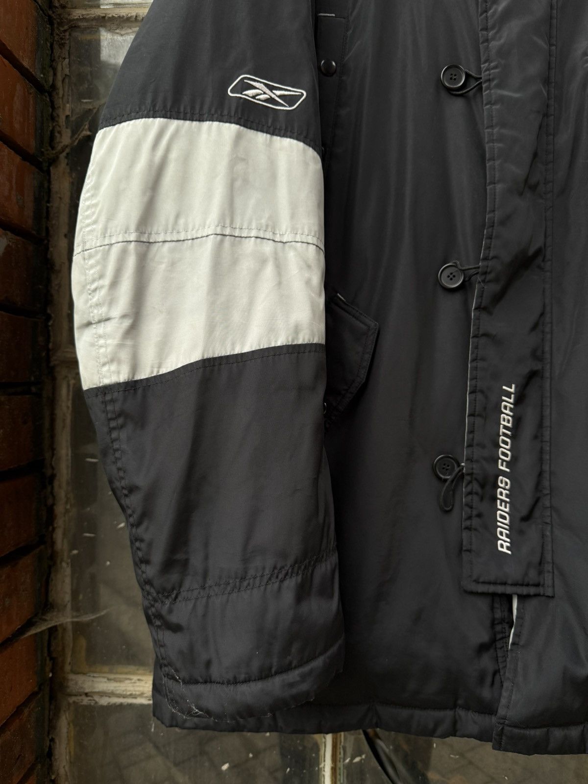Reebok 90’s Reebok Las Vegas Raiders Jacket nfl vintage ztreetwear Size US XL / EU 56 / 4 - 7 Thumbnail