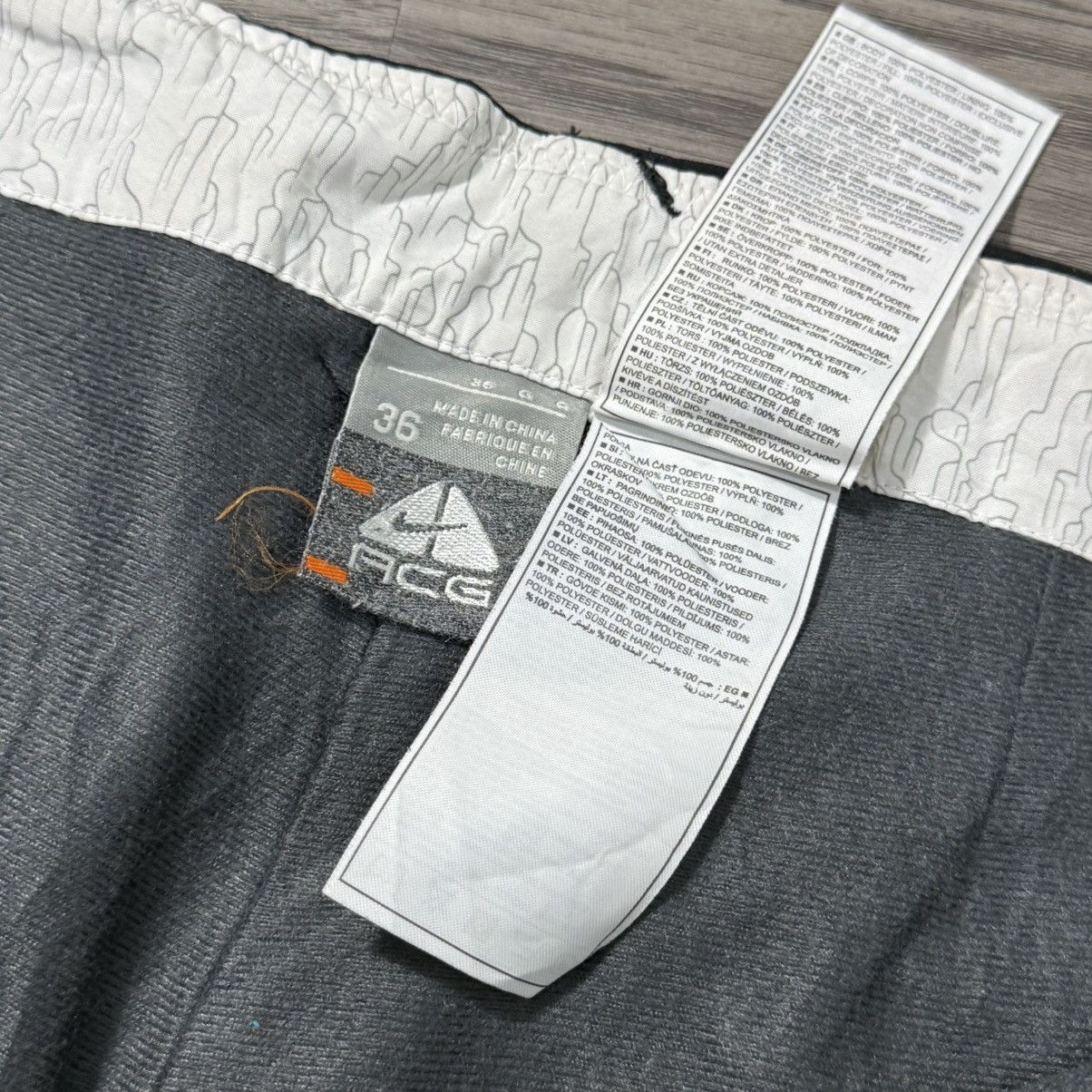 Nike ACG Nike ACG paracute Cargo Size US 36 / EU 52 - 9 Thumbnail