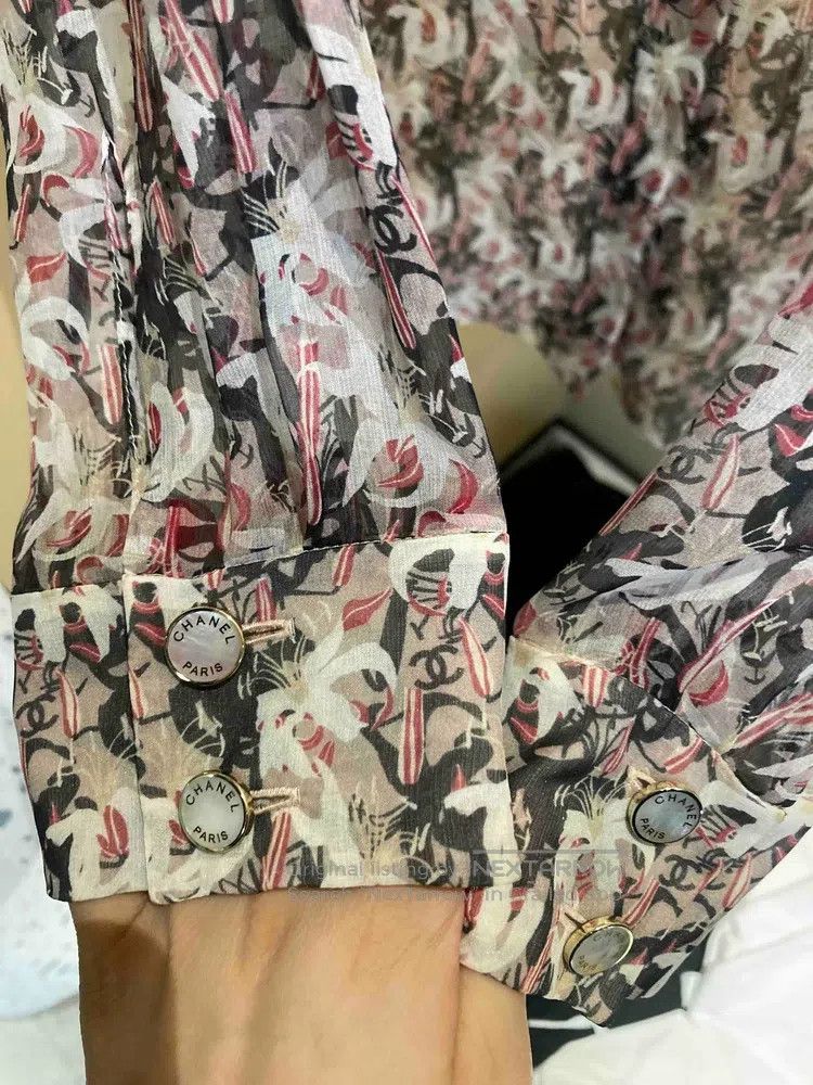 Chanel Chanel 23a pink printed silk shirt Size XS / US 0-2 / IT 36-38 - 7 Thumbnail
