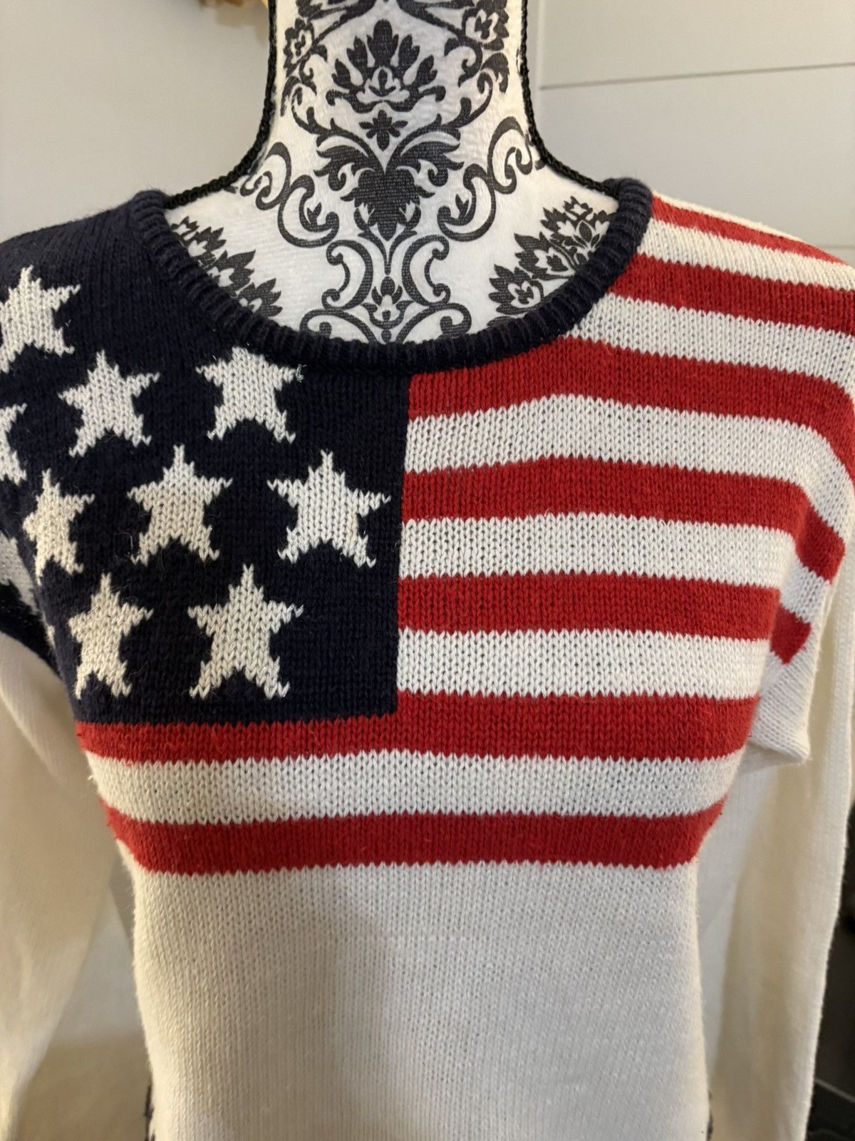 Other Semi cropped sweater in size medium Size M / US 6-8 / IT 42-44 - 3 Thumbnail