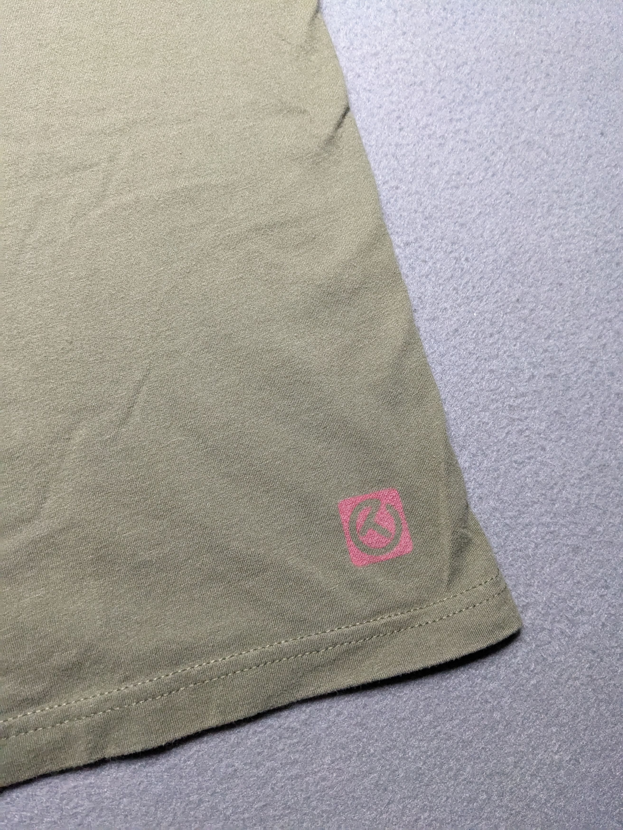 Titleist Scotty Cameron Peace Surfer Graphic T-shirt Size Medium Golf Size US M / EU 48-50 / 2 - 7 Thumbnail