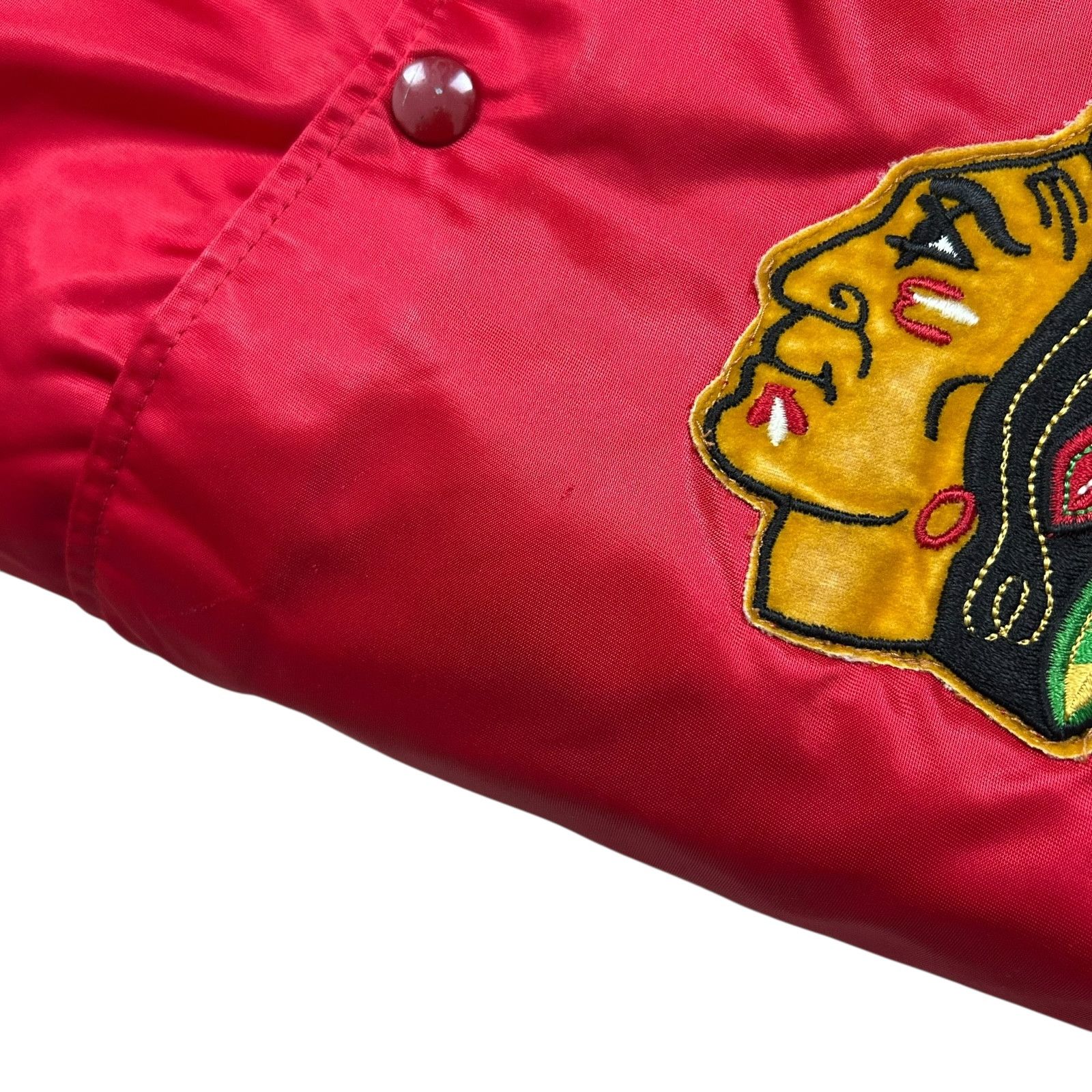 NHL 90s CHICAGO BLACKHAWKS CHALK LINE SATIN JACKET SPELL OUT Size US L / EU 52-54 / 3 - 10 Thumbnail