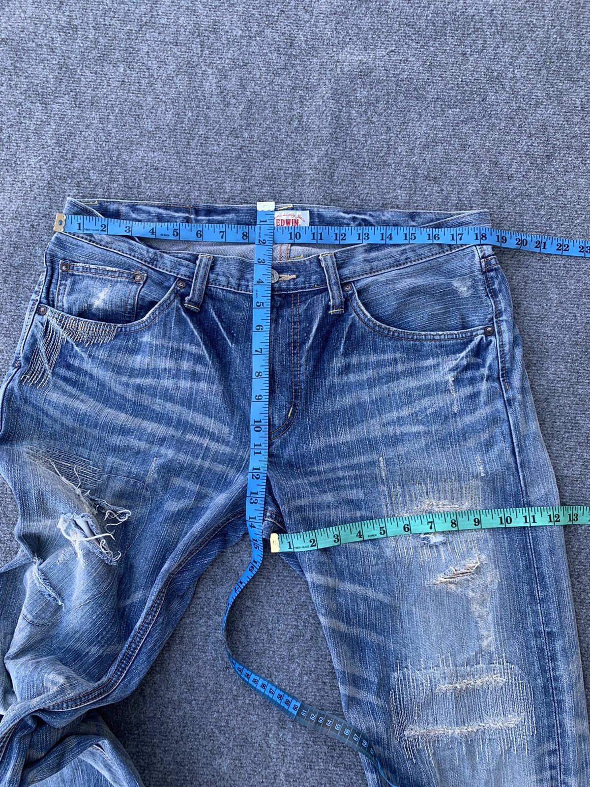 Edwin Distressed Edwin XV faded blue. Size US 37 - 6 Thumbnail