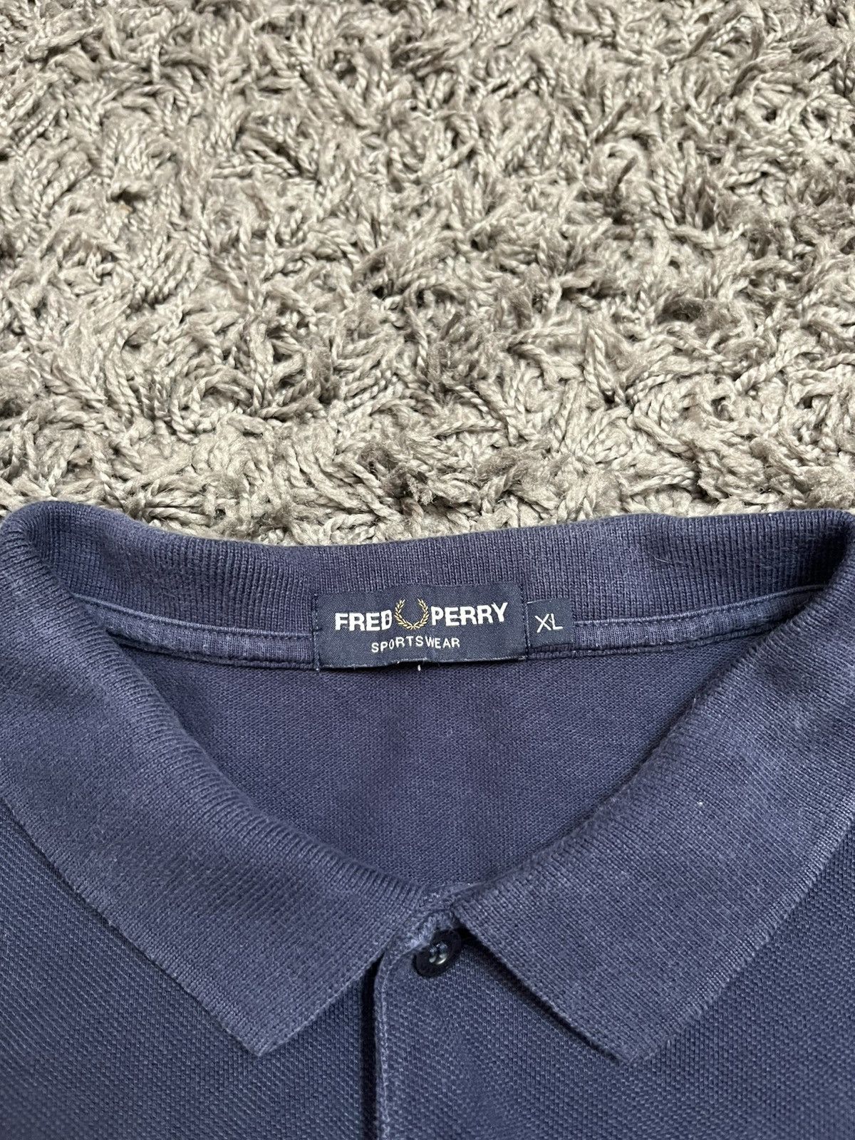 Fred Perry Vintage Fred Perry 90s Style Spellout Center Logo Polo Size US XL / EU 56 / 4 - 2 Thumbnail