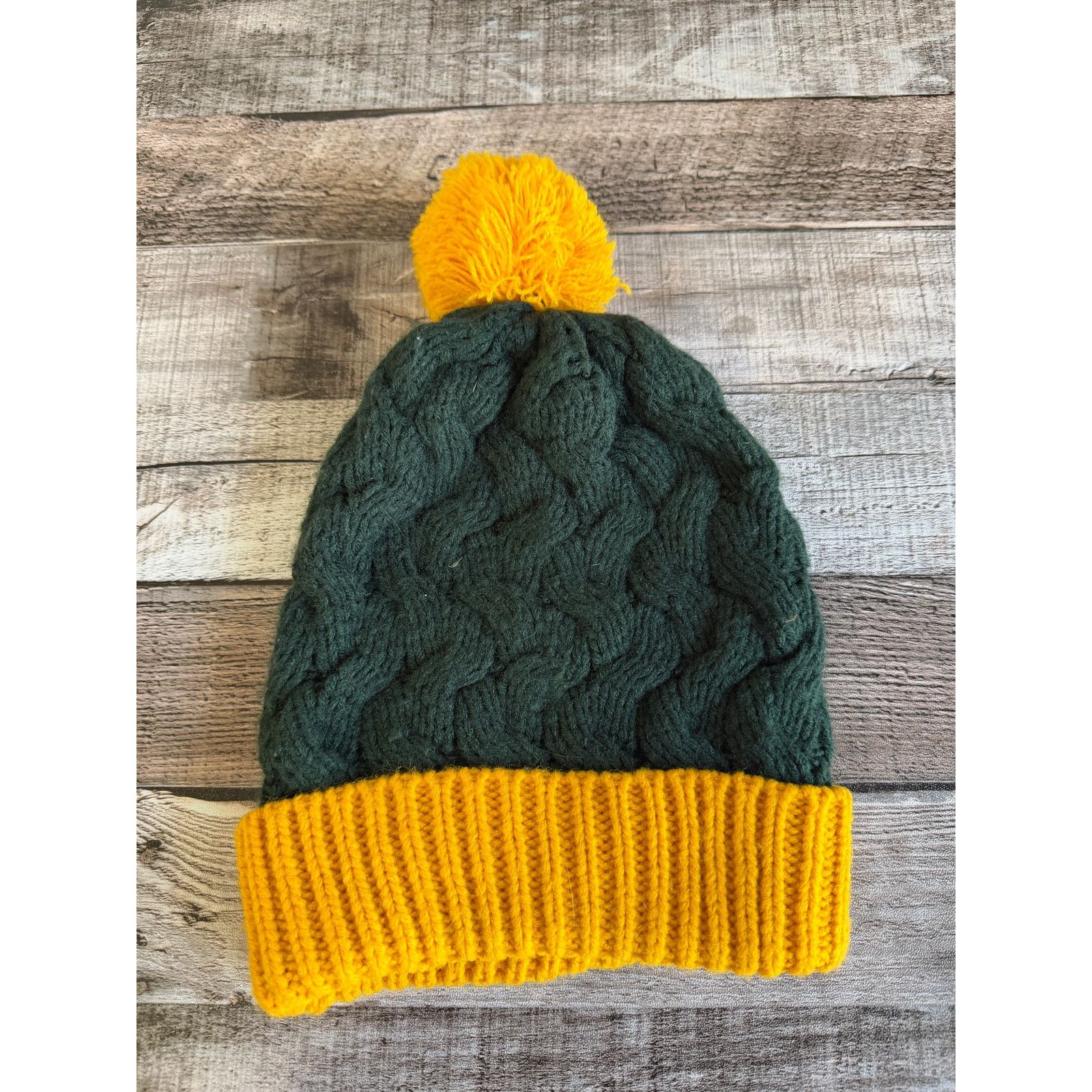 47 Green Bay Packers Women's NFL Football Winter Beanie Size ONE SIZE - 4 Thumbnail