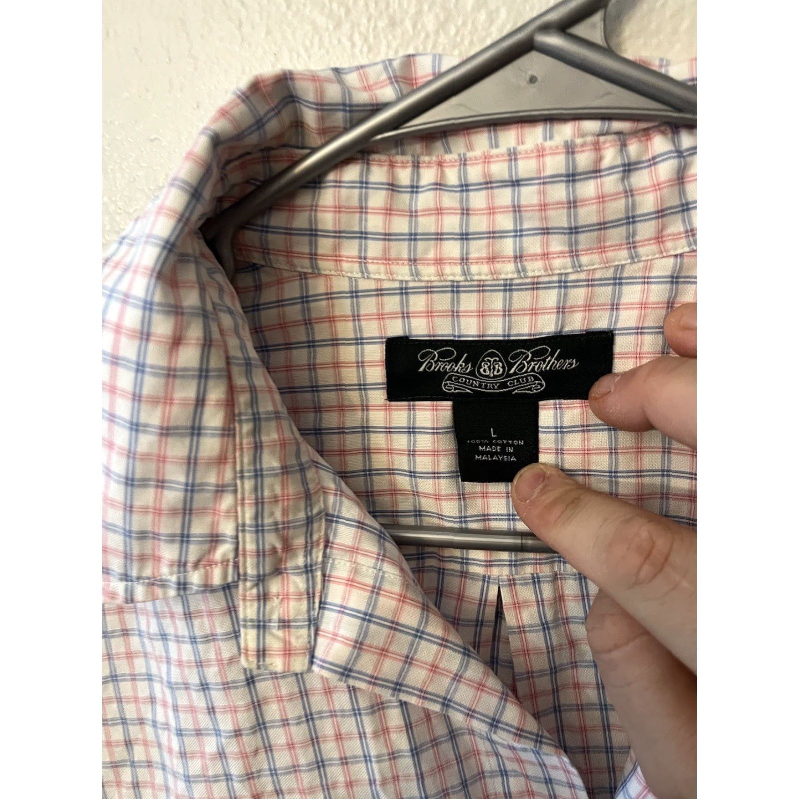 Brooks Brothers Men's Brooks Brothers Country Club Pink Plaid Button Front Shirt sz L Size US L / EU 52-54 / 3 - 4 Thumbnail