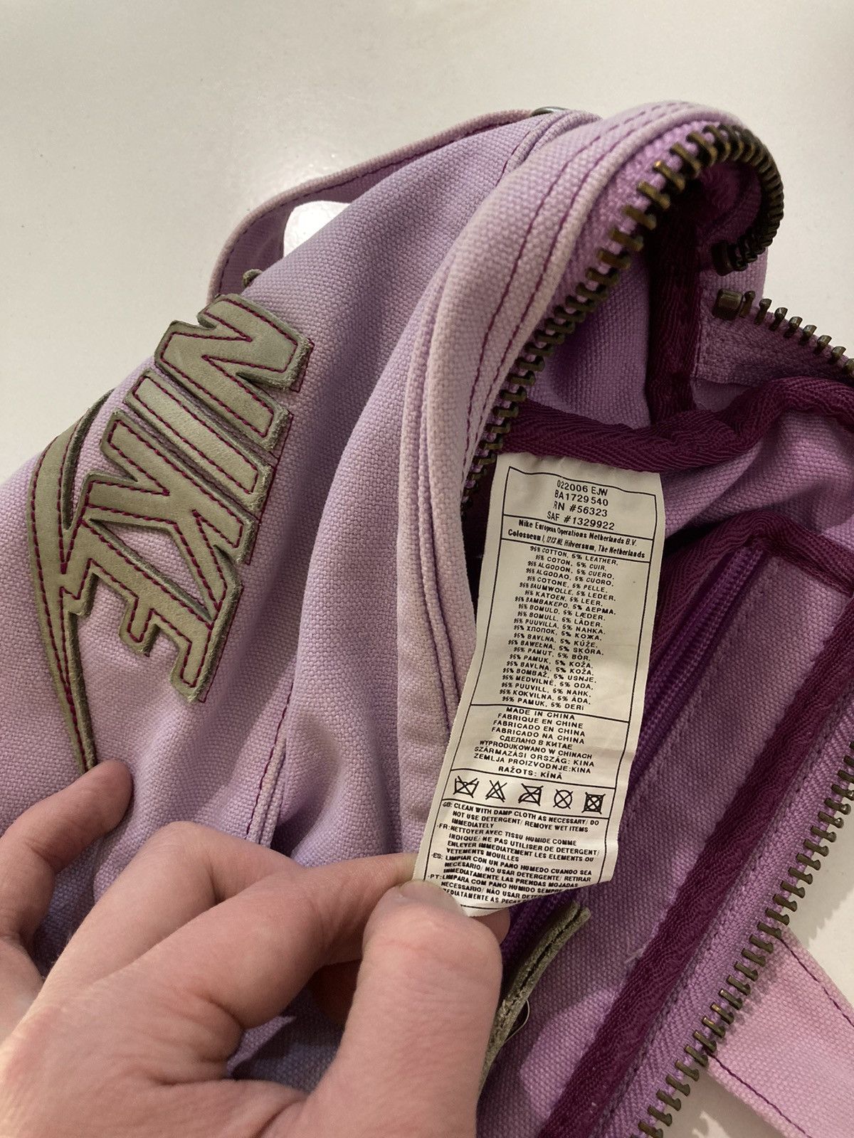Nike × Vintage 00s Nike Vintage Pink Crossbody Bag Unisex Size ONE SIZE - 6 Thumbnail