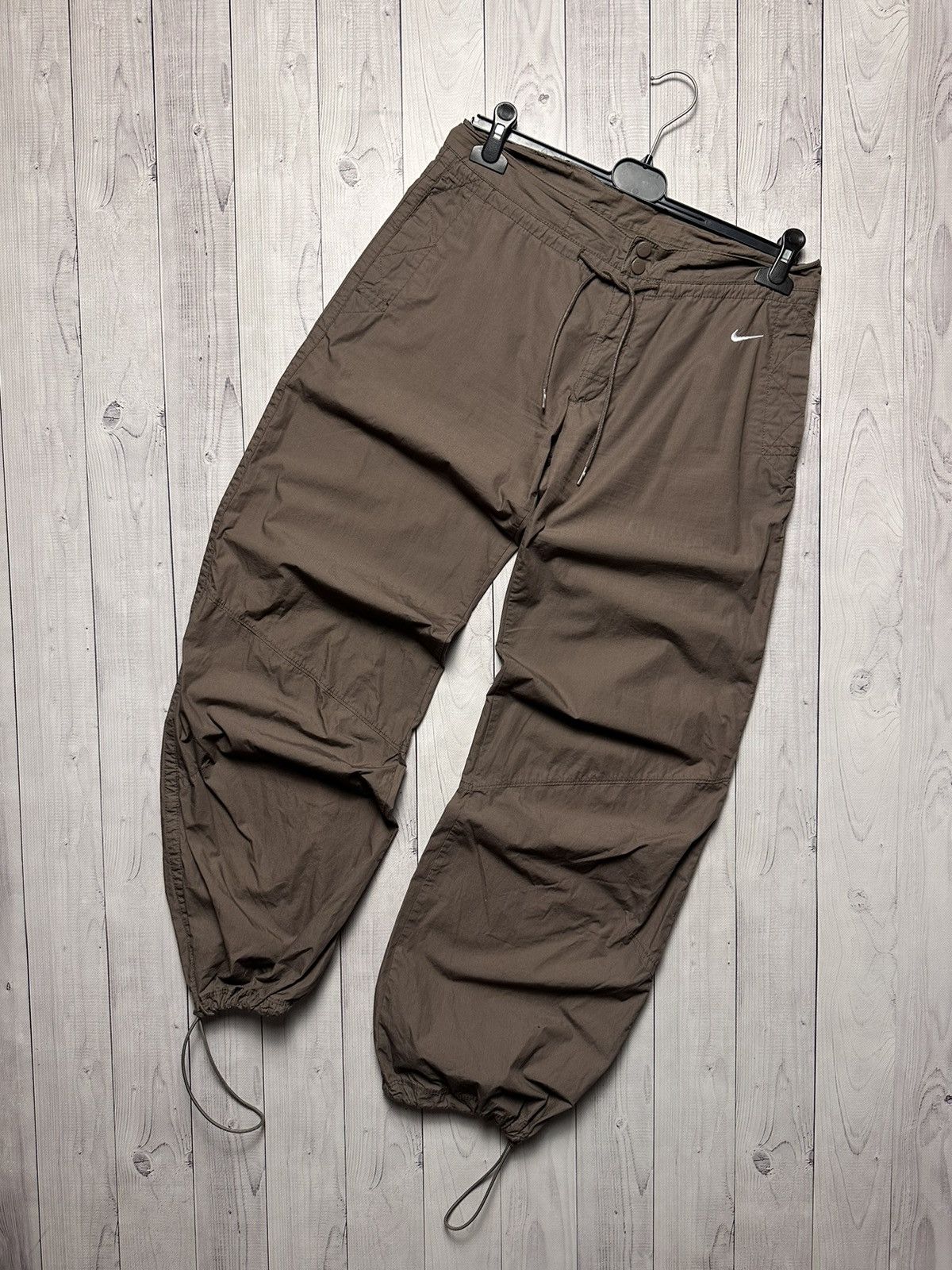 image of Nike Drill Pants Size S/m Y2K Brown, Men's