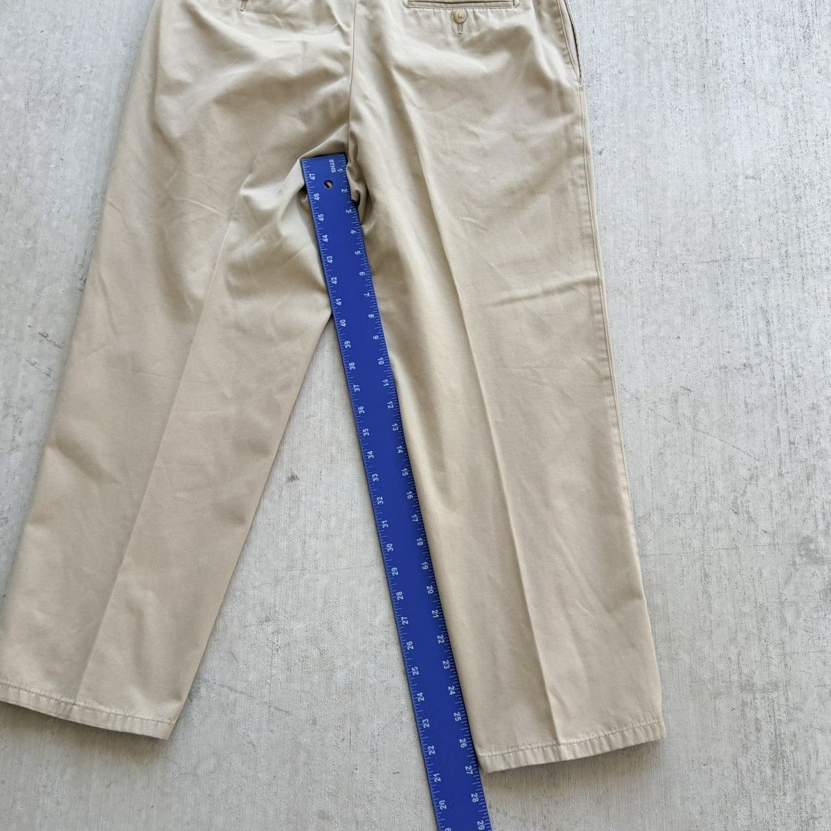 Peter Millar Peter Millar Chino Pants Size 33 Straight Fit Khaki Golf Size US 33 - 6 Thumbnail