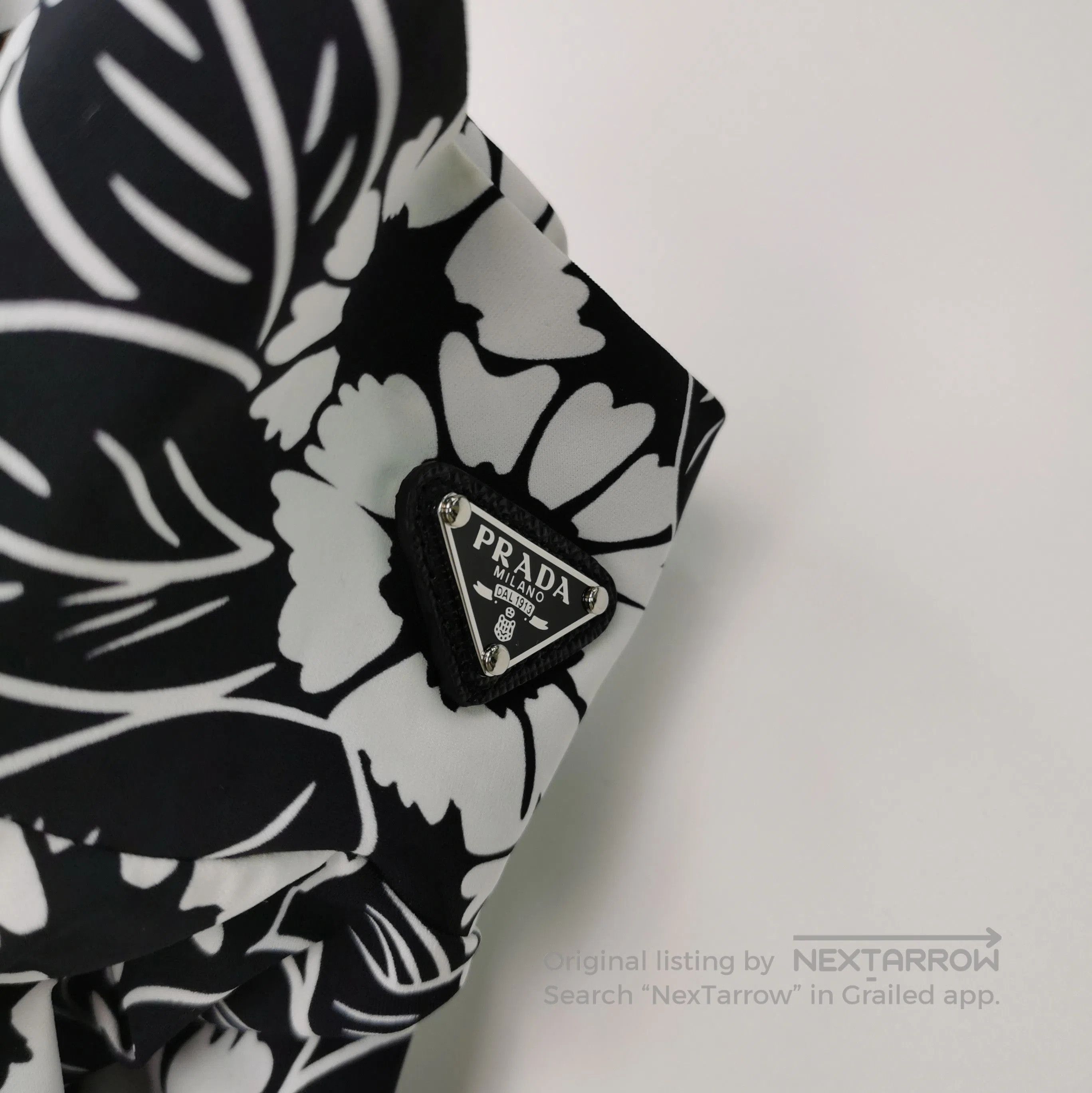 Prada Prada Floral Pattern High Neck Top Size 38 . Size S / US 4 / IT 40 - 3 Thumbnail