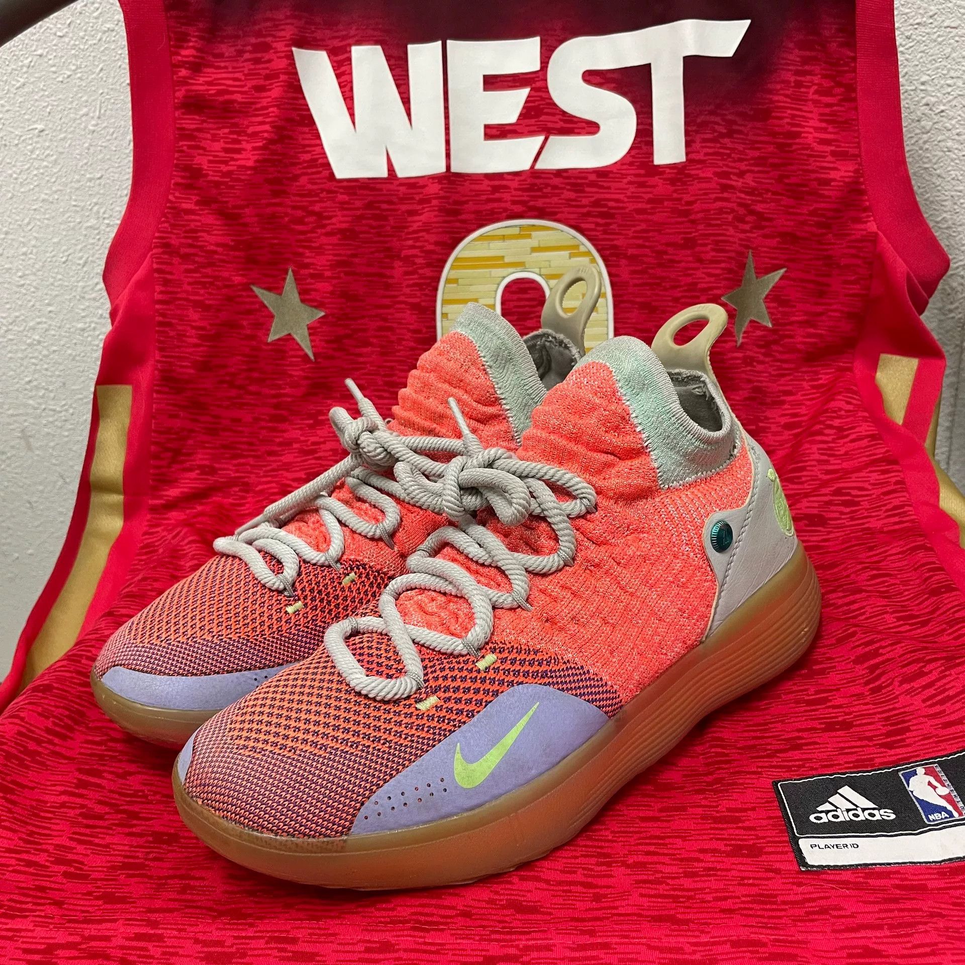 Nike Nike KD Pink Lowtop Sneakers 8 Men Size US 8 / EU 41 - 1 Thumbnail