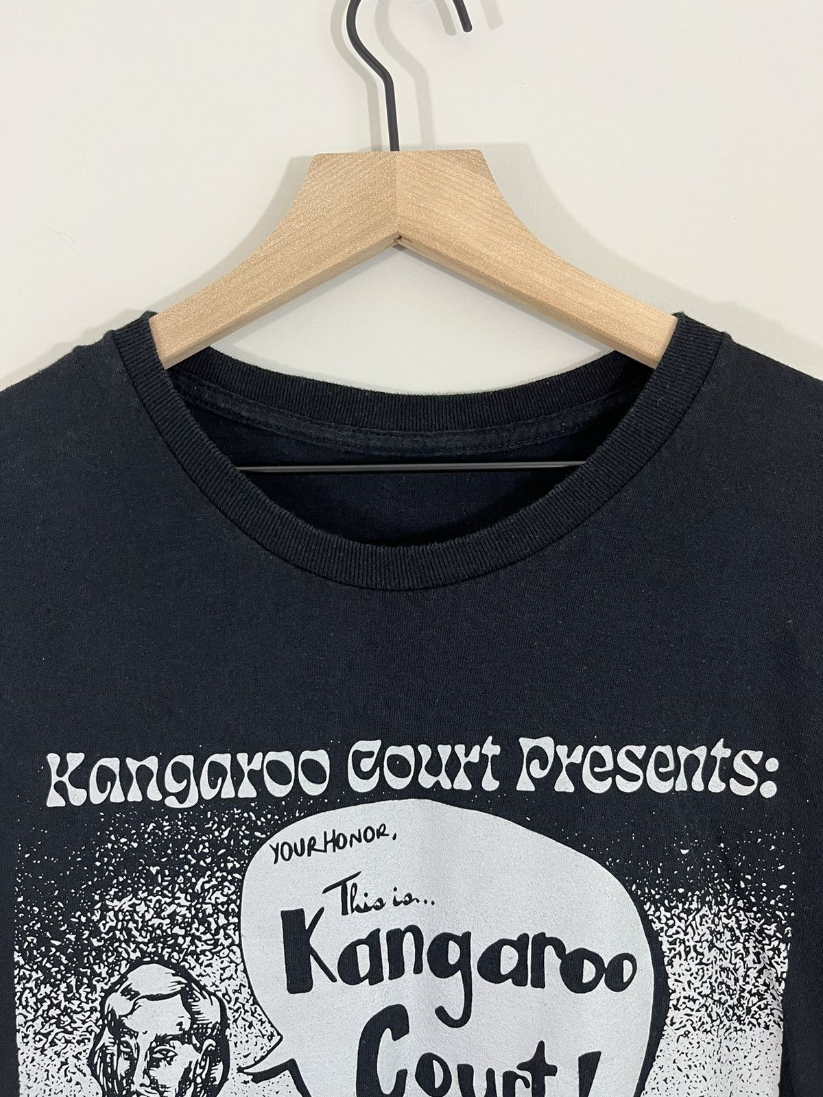 Vintage Vintage Kangaroo Court Weird Unique Tee Size US L / EU 52-54 / 3 - 3 Thumbnail