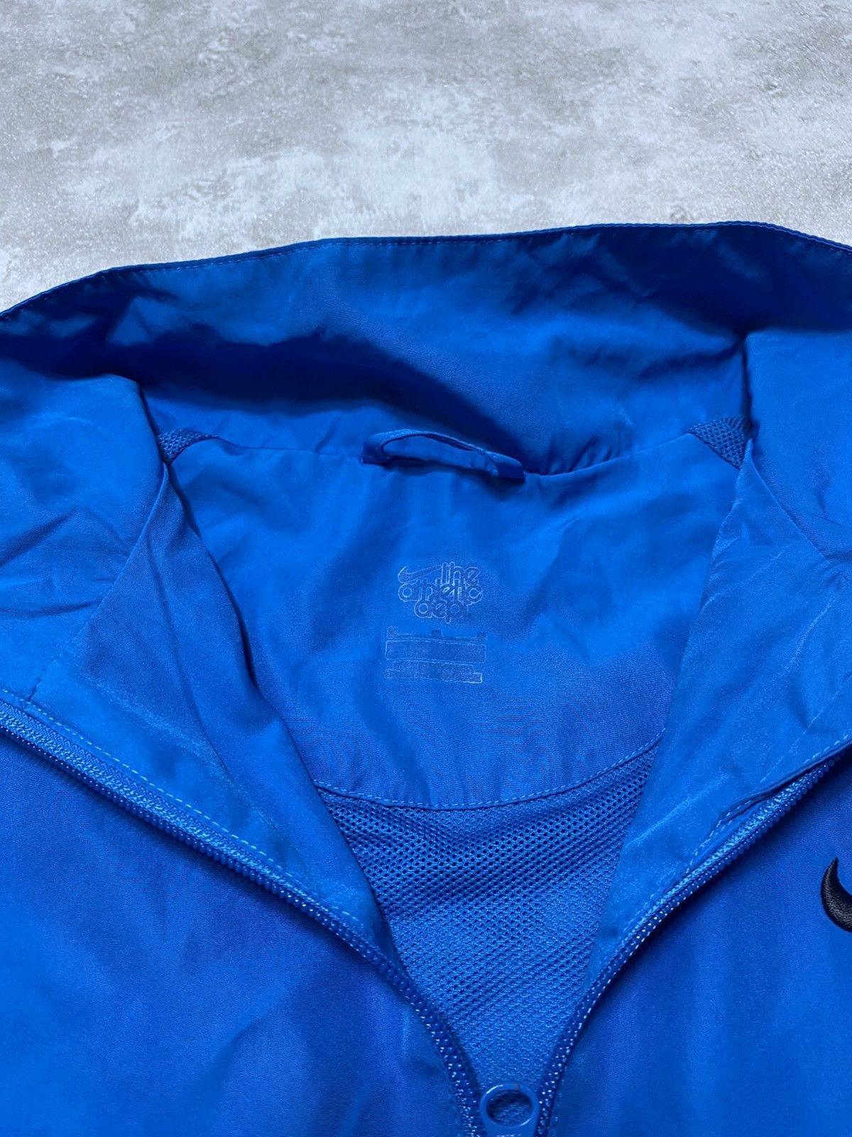 Nike Rare Vintage Nike Nylon Track Suit Y2K Swoosh Drill Size US 32 / EU 48 - 5 Thumbnail