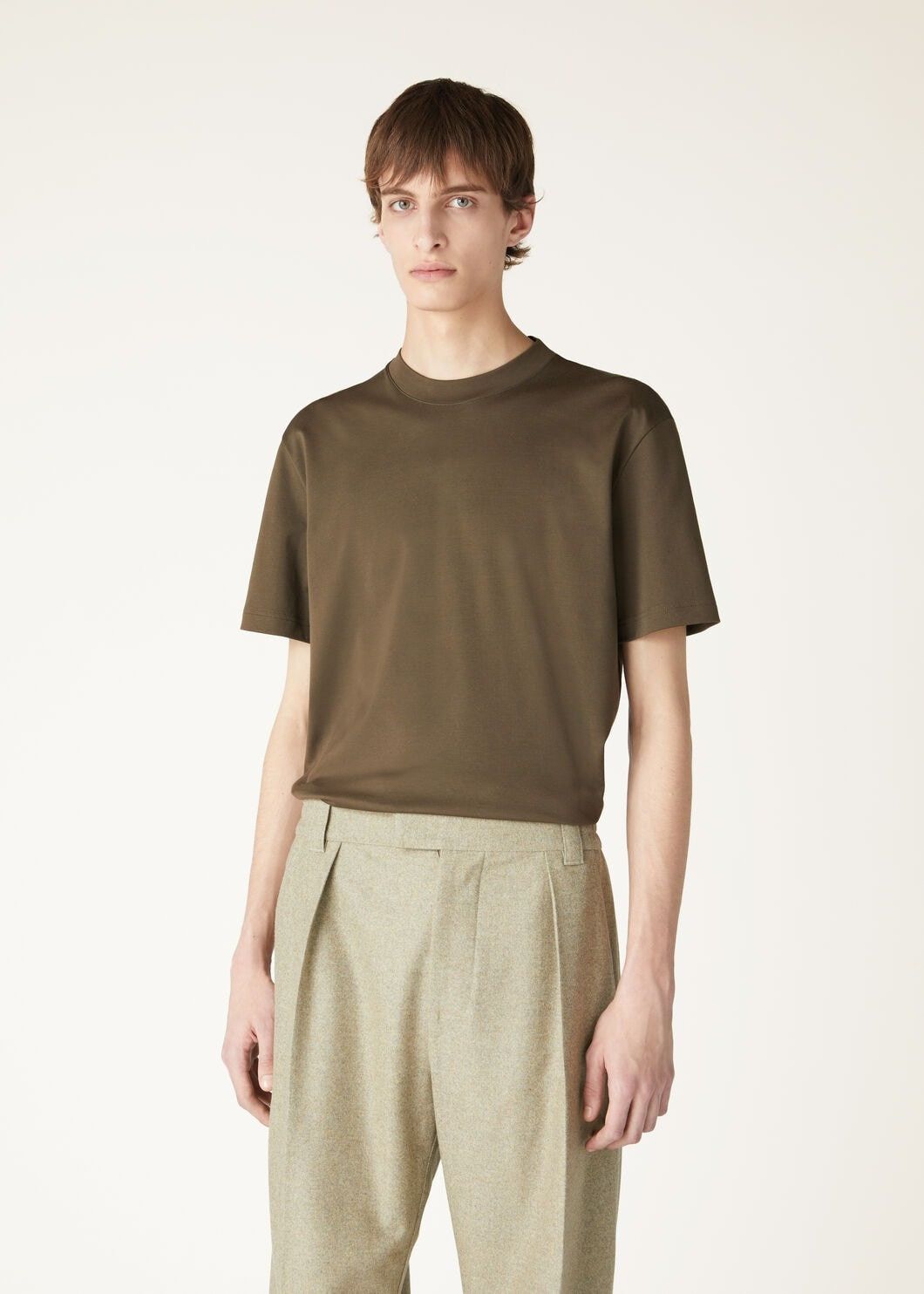 Loro Piana o1w1db10725 FAM8924 Ray T-Shirt in Military Green Size US XL / EU 56 / 4 - 4 Thumbnail
