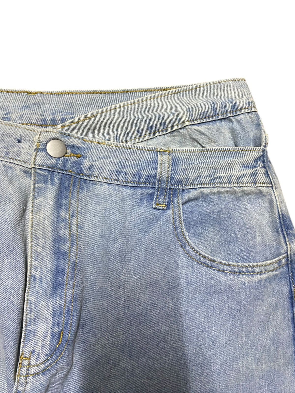 Japanese Brand Dazy Wide Leg Light Wash Jeans Minimalist Korean Style Size US 30 / EU 46 - 7 Thumbnail