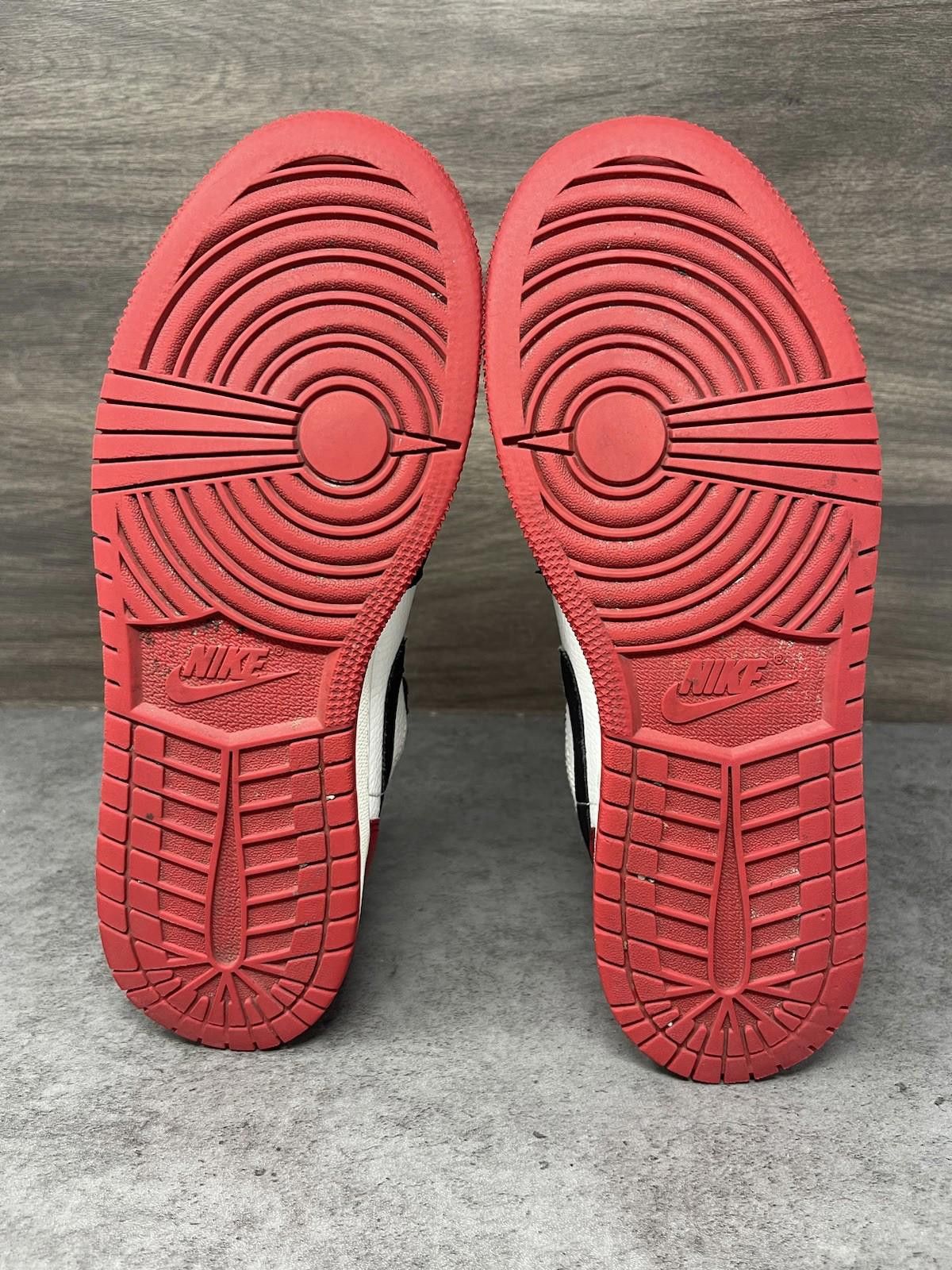 Jordan Brand Air Jordan 1 Low Shoes Size 7Y GS Size US 7 / EU 40 - 8 Thumbnail