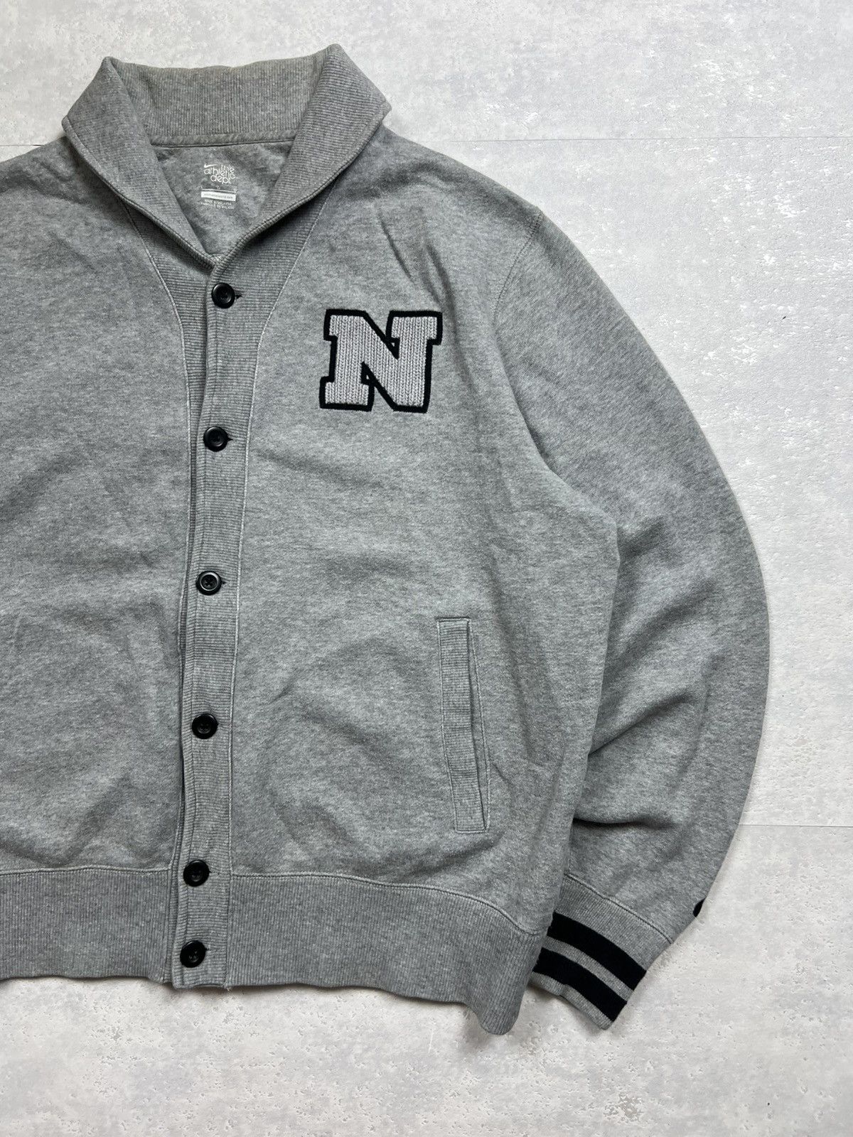 Nike 00s Nike Retro Logo Vintage Avant Garde Cardigan Jacket Size US L / EU 52-54 / 3 - 3 Thumbnail