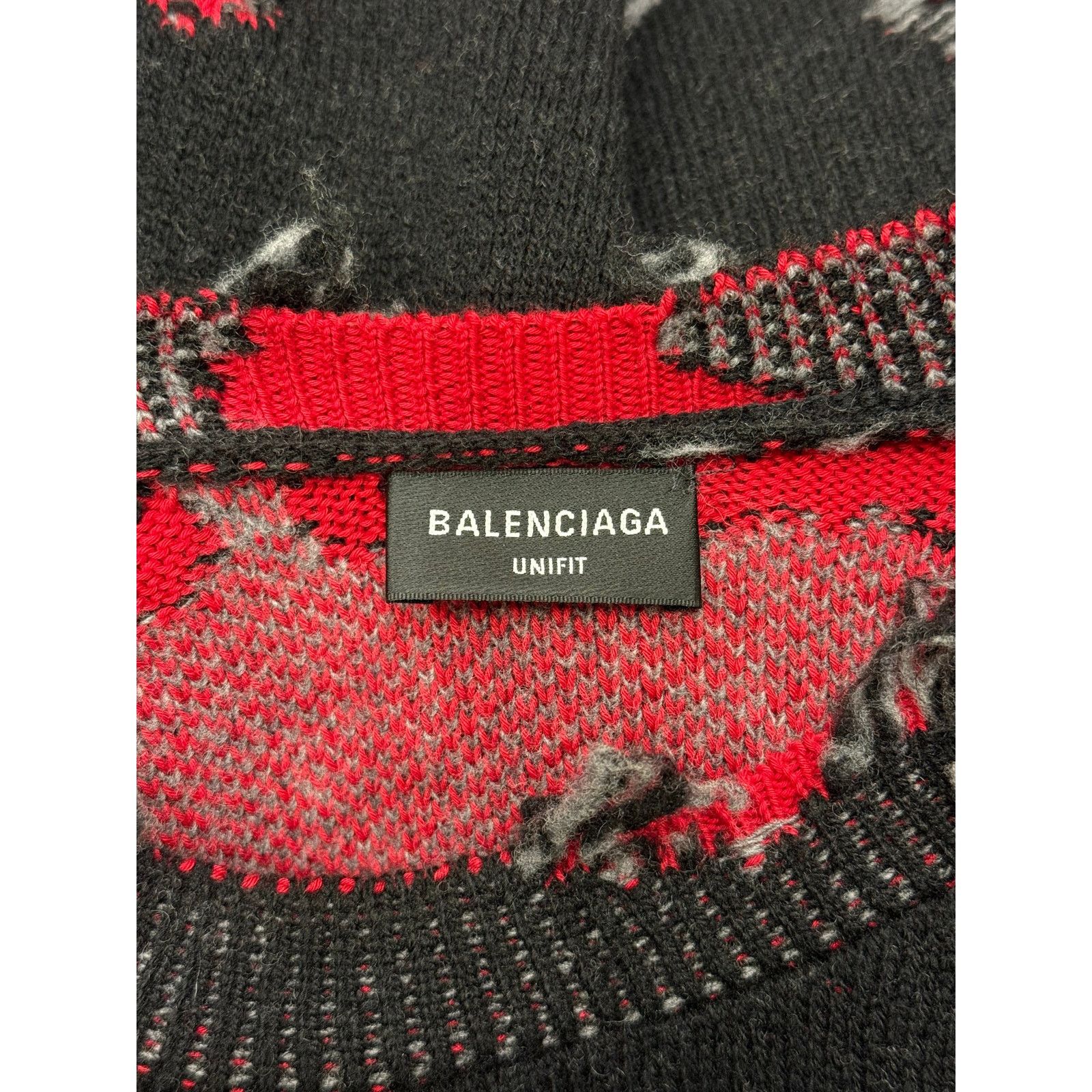 Balenciaga 2021 Balenciaga destroyed logo knit Size US S / EU 44-46 / 1 - 8 Thumbnail