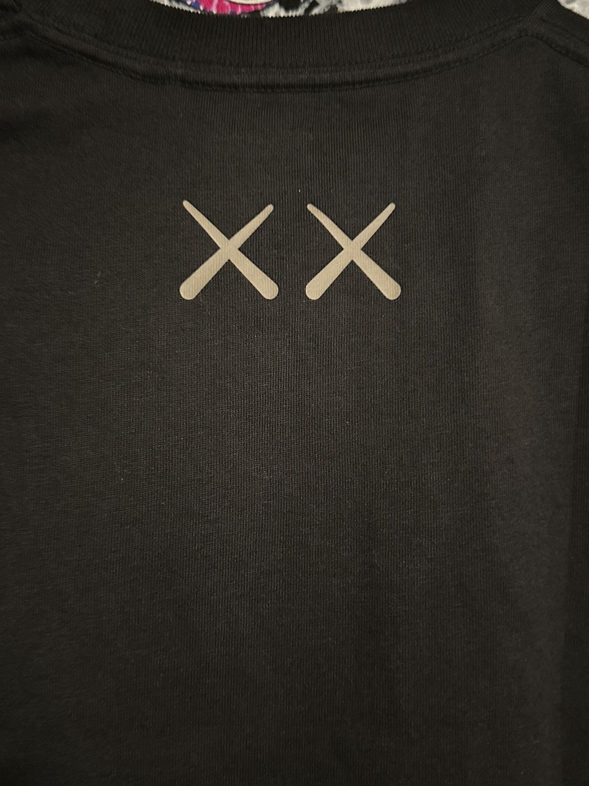 Kaws × Uniqlo KAWS Uniqlo Graphic Tee Size US XXS / EU 40 - 4 Thumbnail