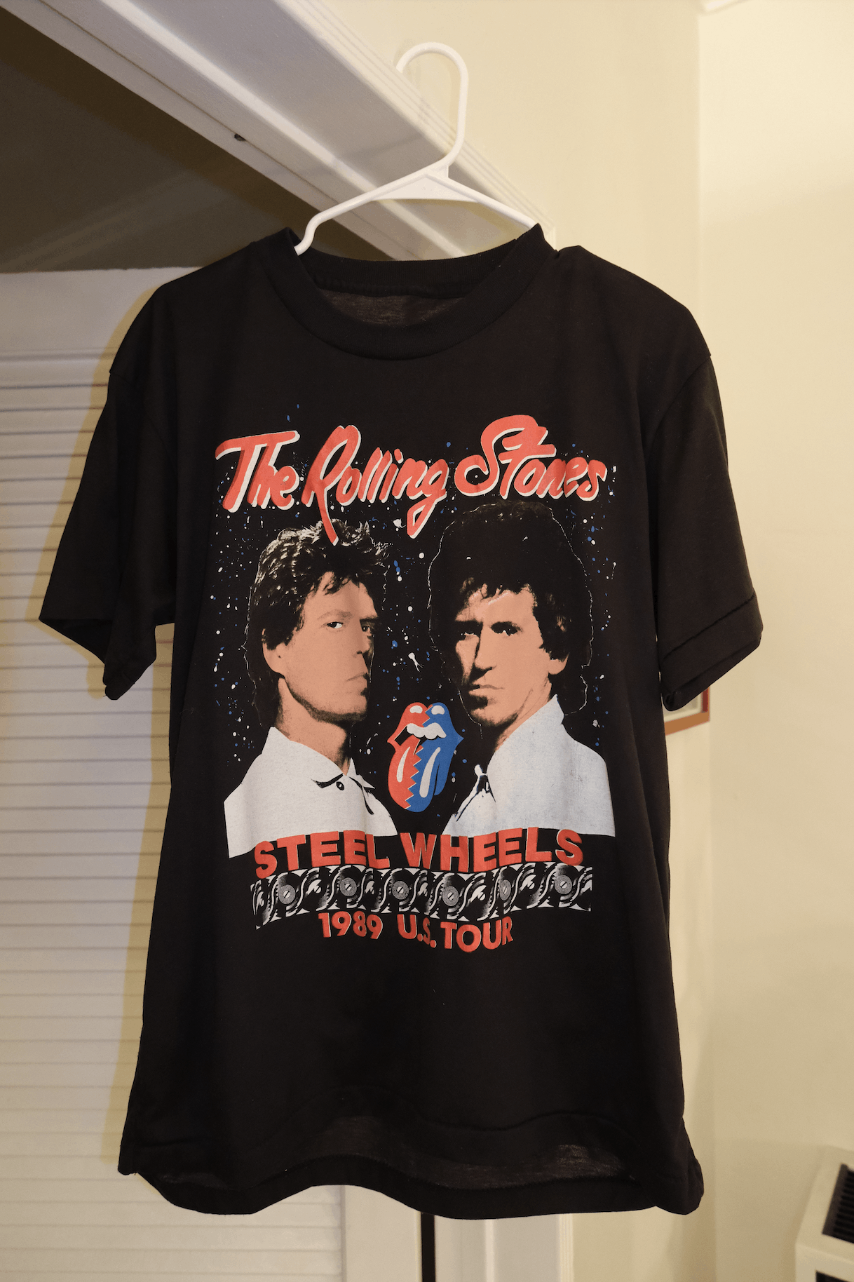 Vintage Vintage Rolling Stones Steel Wheels 1989 tour t shirt Size US M / EU 48-50 / 2 - 1 Thumbnail