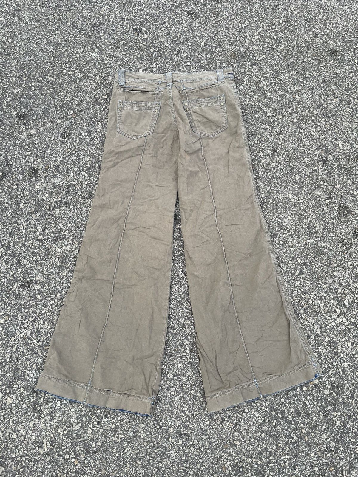 Le Grande Bleu (L.G.B.) Masculo - Y2K Style Flared Jean Size 30" / US 8 / IT 44 - 6 Thumbnail