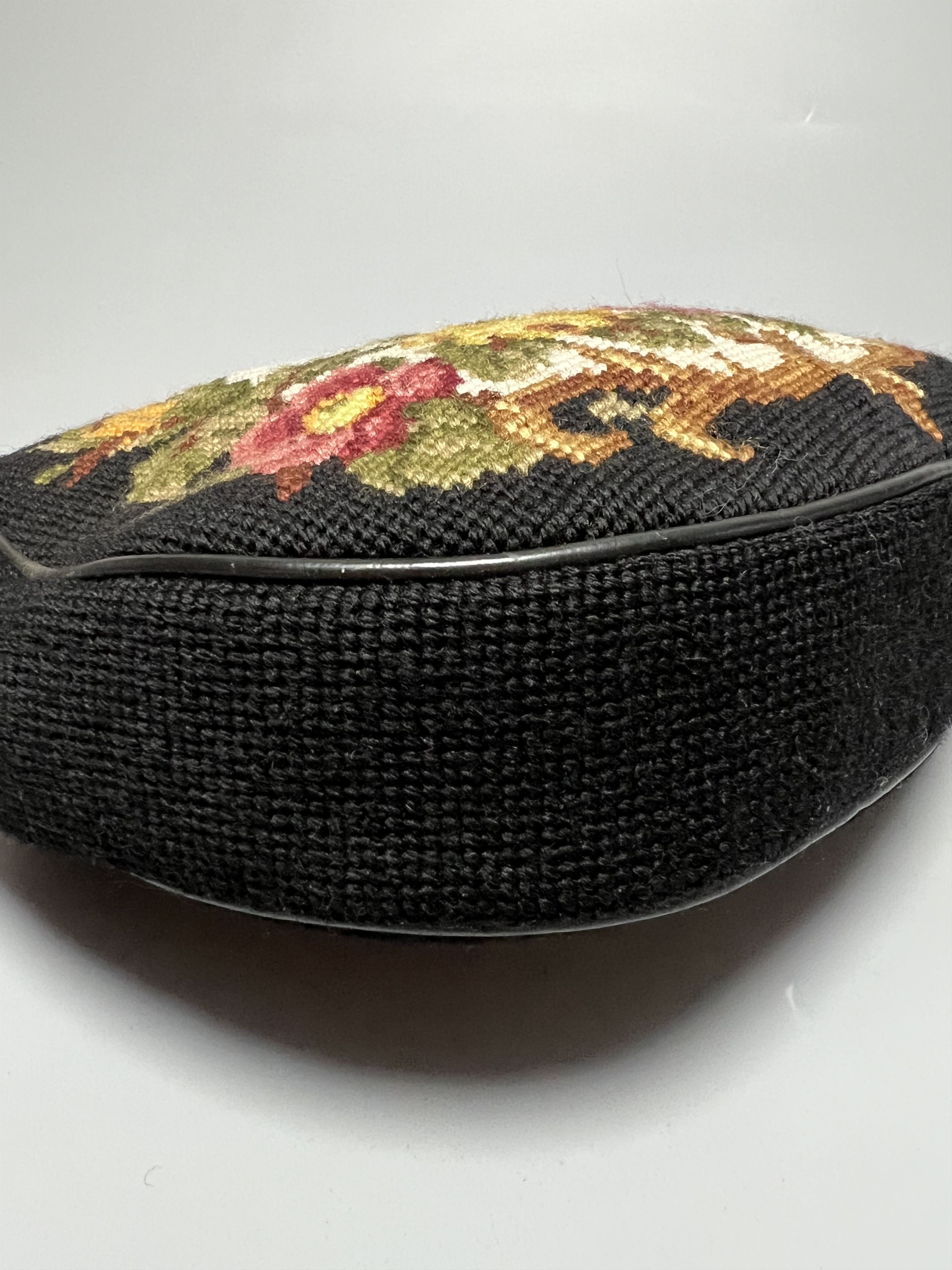 Handmade Rare Vintage Hand Made Shoulder Bag Embroidered Flower Size ONE SIZE - 6 Thumbnail