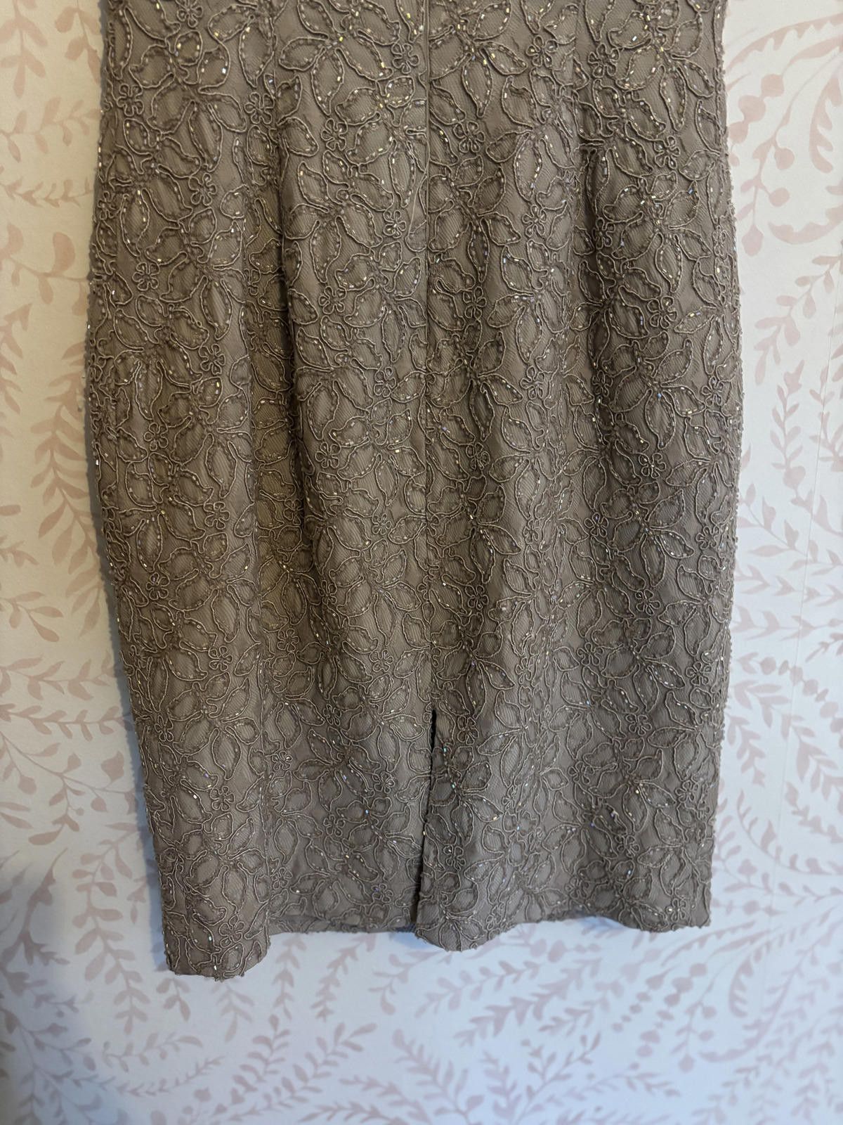 Other Carmen Marc Valvo Signature Beaded Women's Cocktail Dress Size XS / US 0-2 / IT 36-38 - 7 Thumbnail