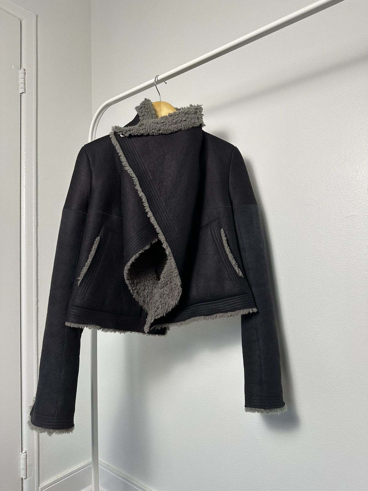 Rick Owens Rick Owens Women's Shearling Jacket W/ Tags US 8 IT 44 Size M / US 6-8 / IT 42-44 - 2 Thumbnail