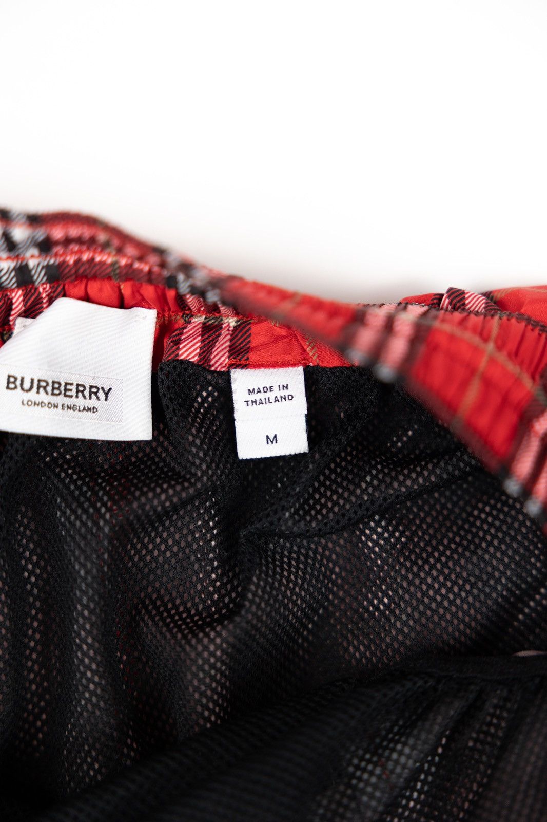 Burberry Burberry Plaid Nylon Shorts Size US 32 / EU 48 - 4 Thumbnail